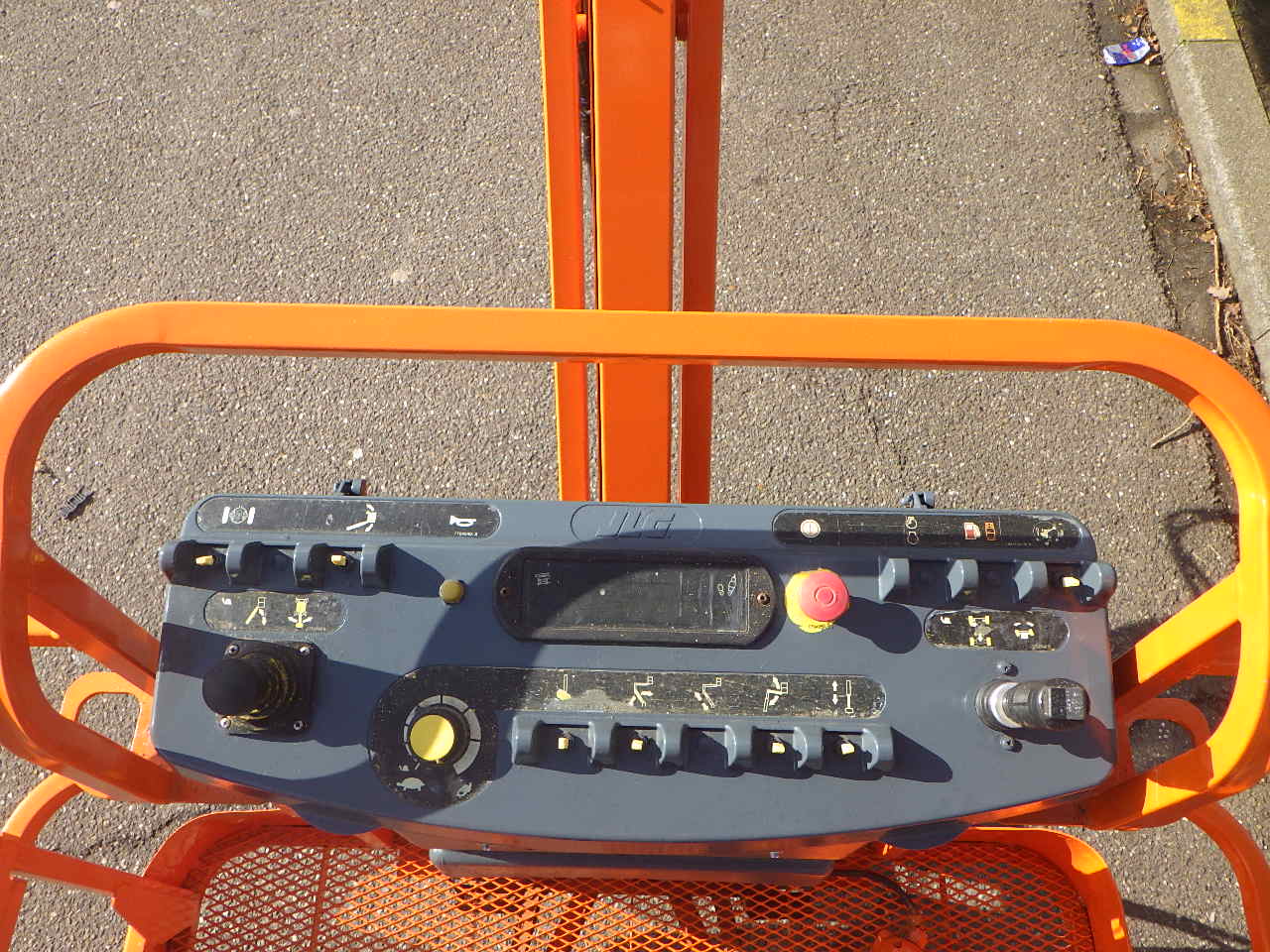 JLG E450AJ