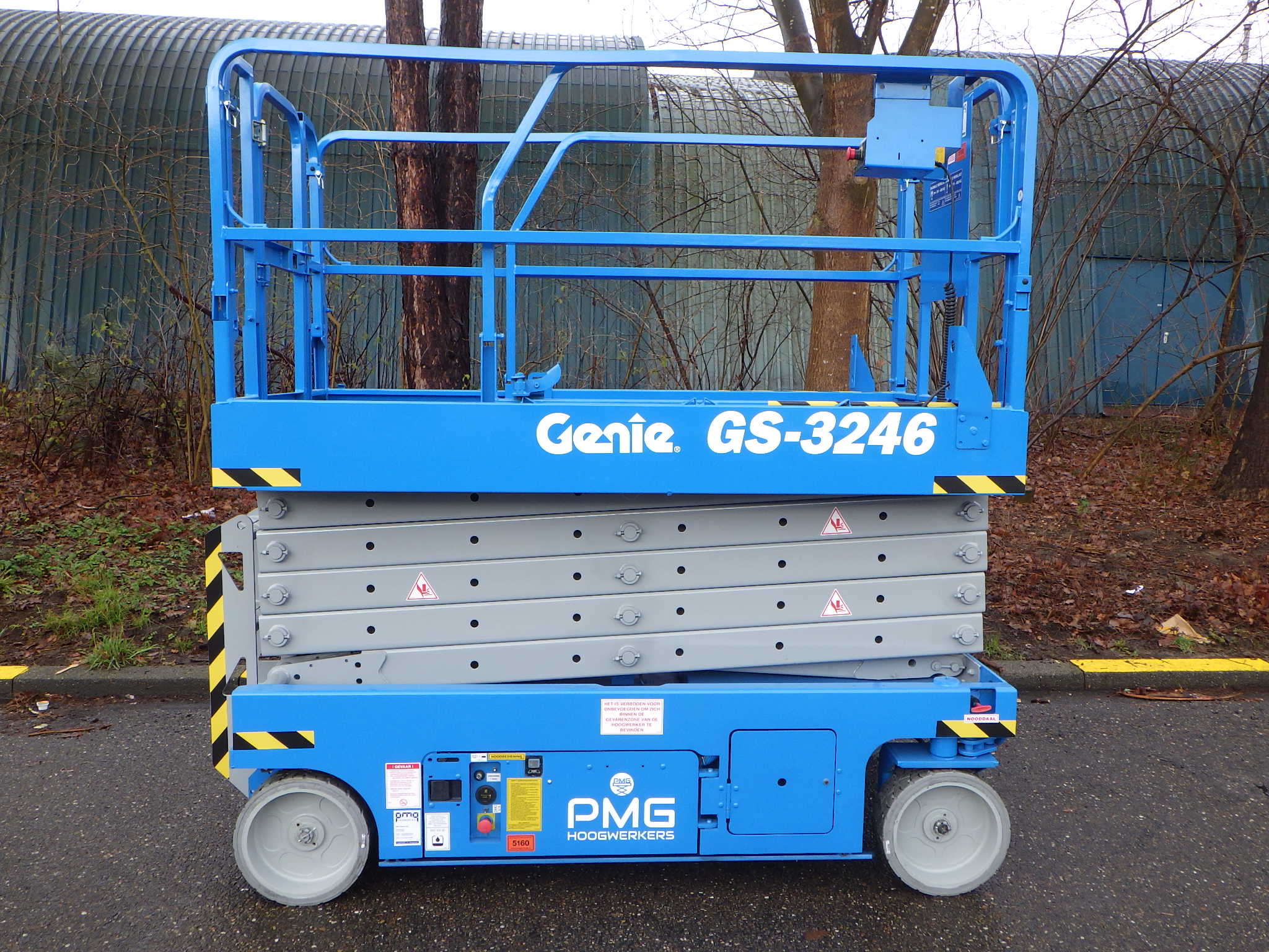 Genie GS-3246 
