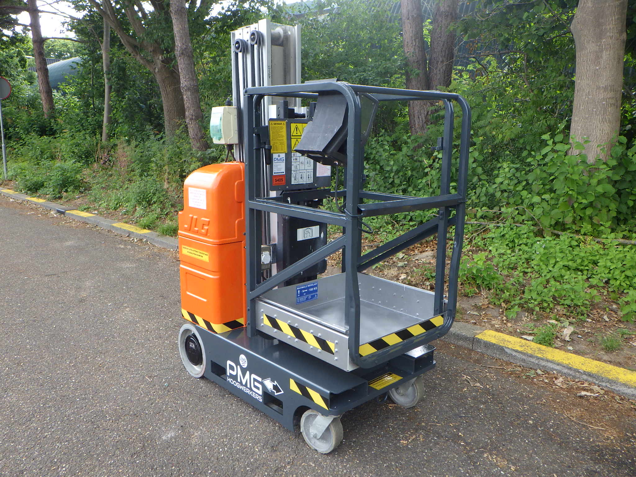JLG 20MVL