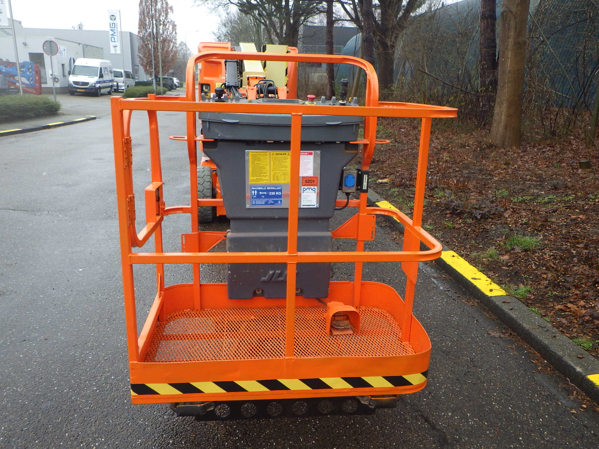 JLG E300AJP