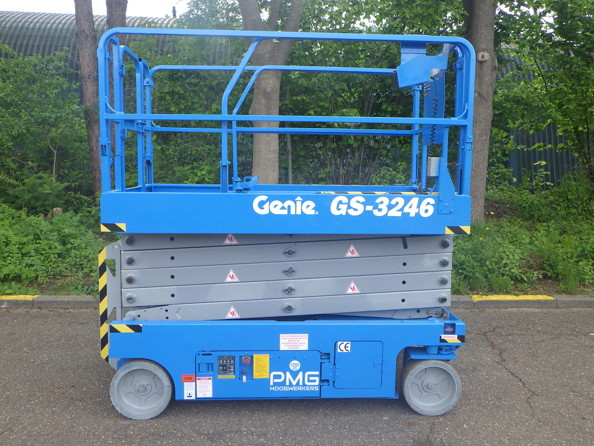 Genie GS-3246