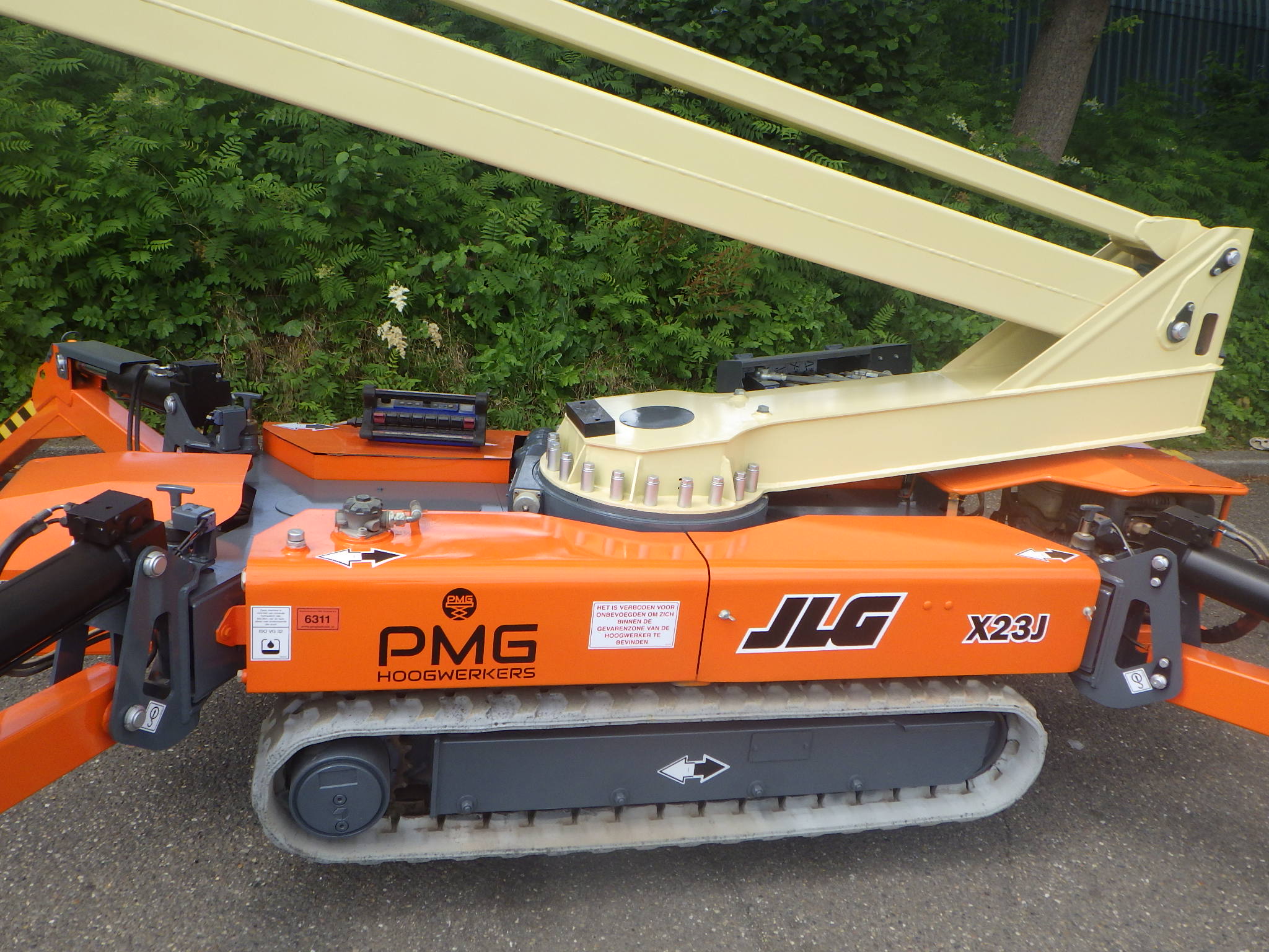 JLG X23J | 6311