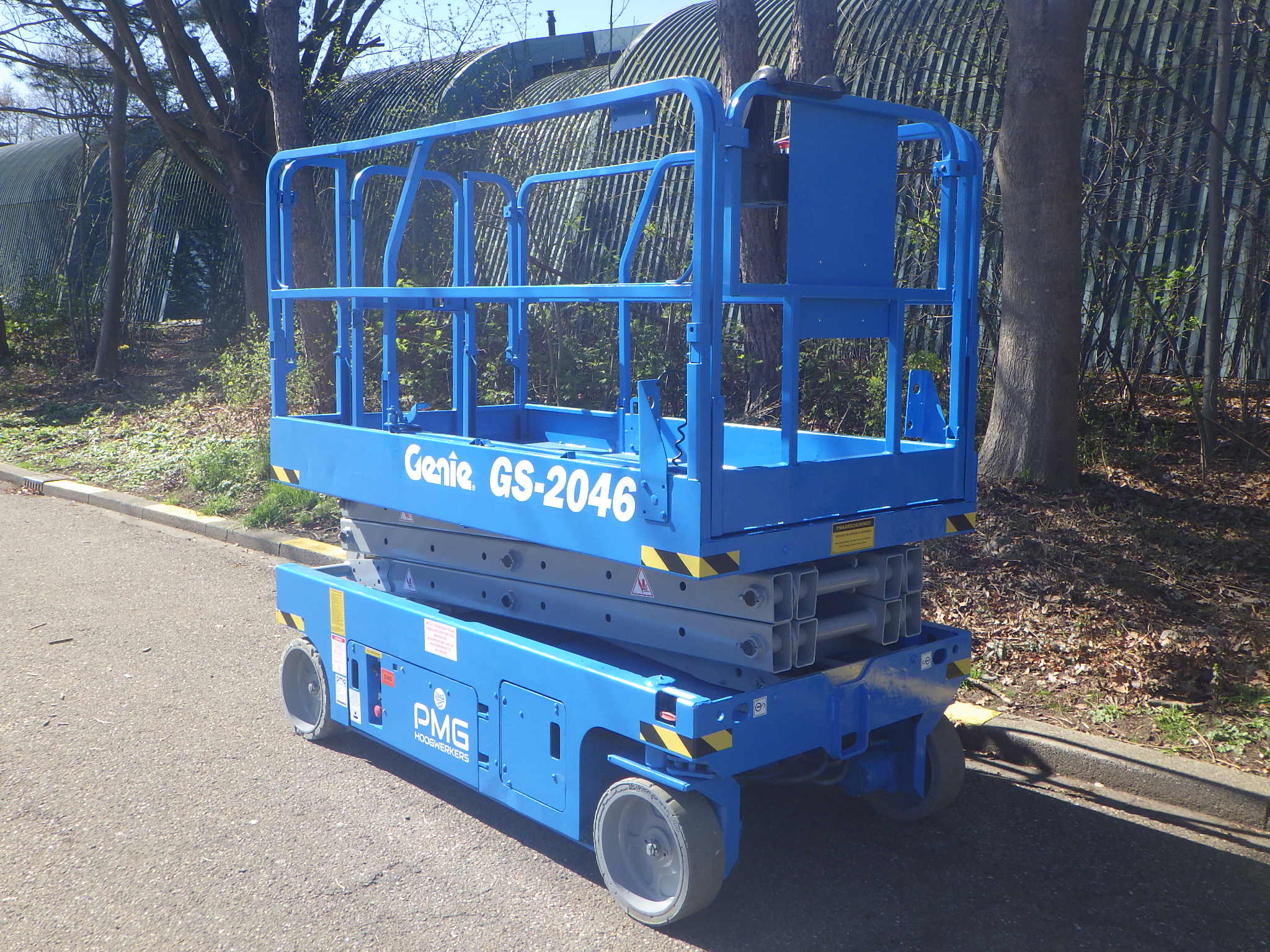 Genie GS-2046