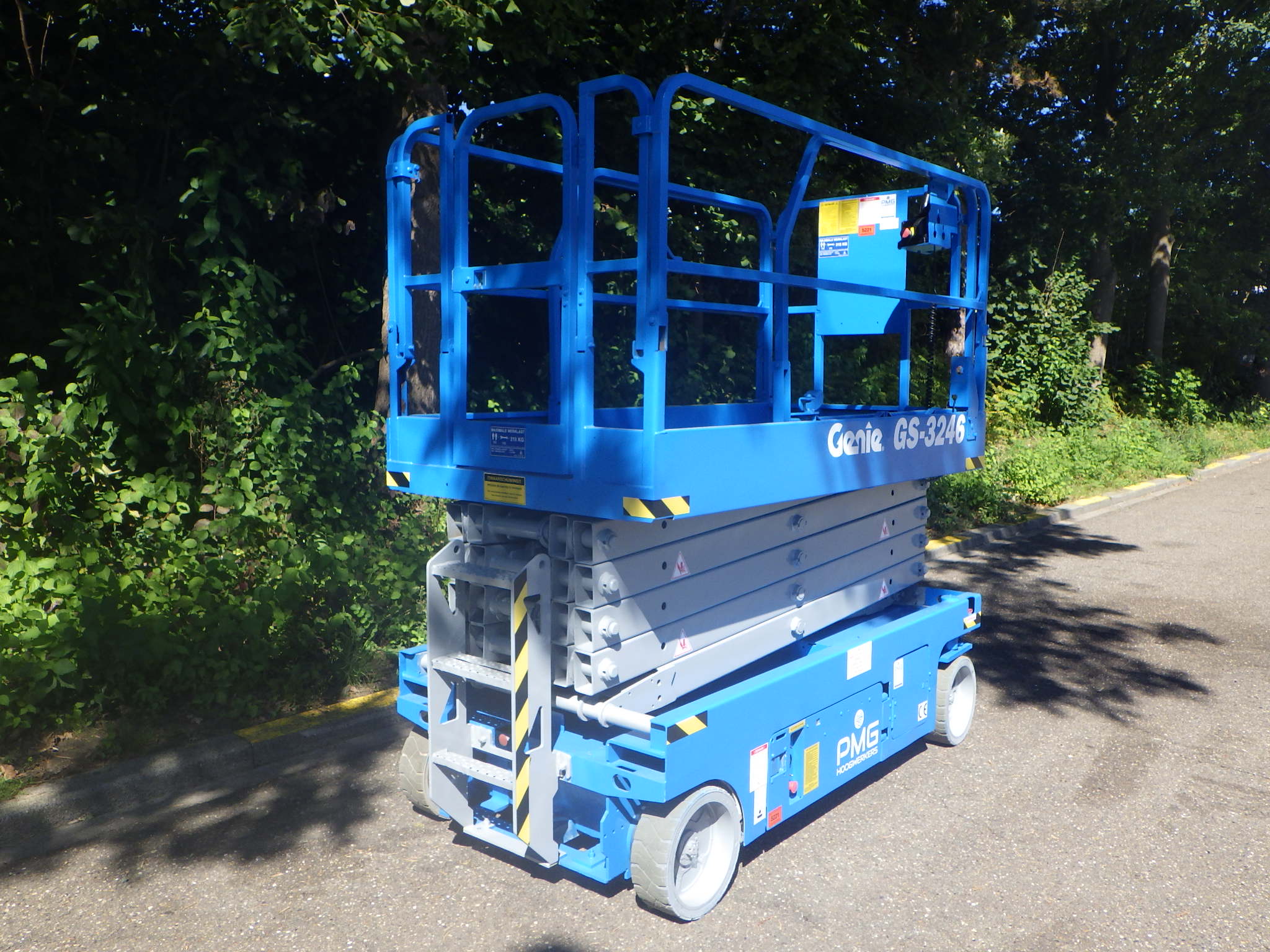 Genie GS-3246