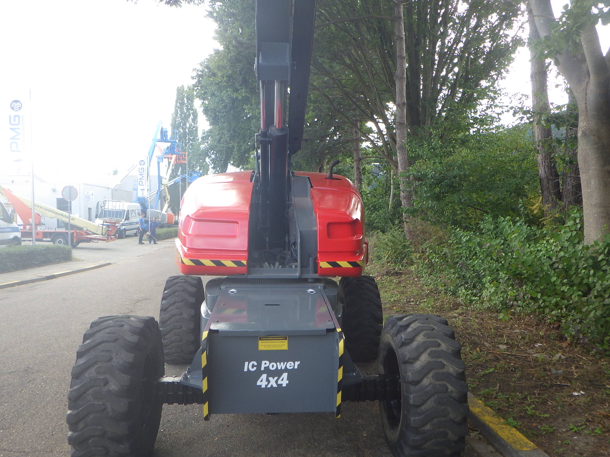 SkyJack SJ66T