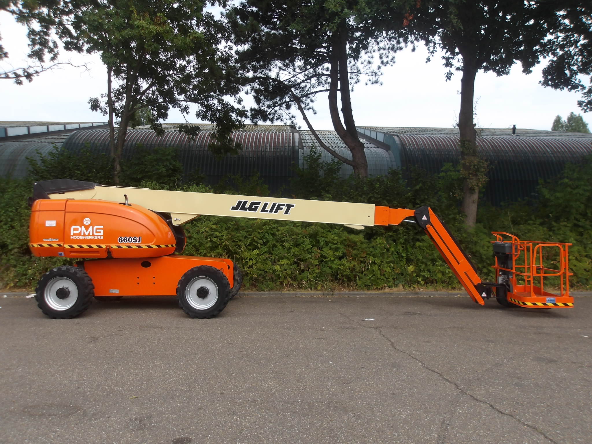JLG 660SJ