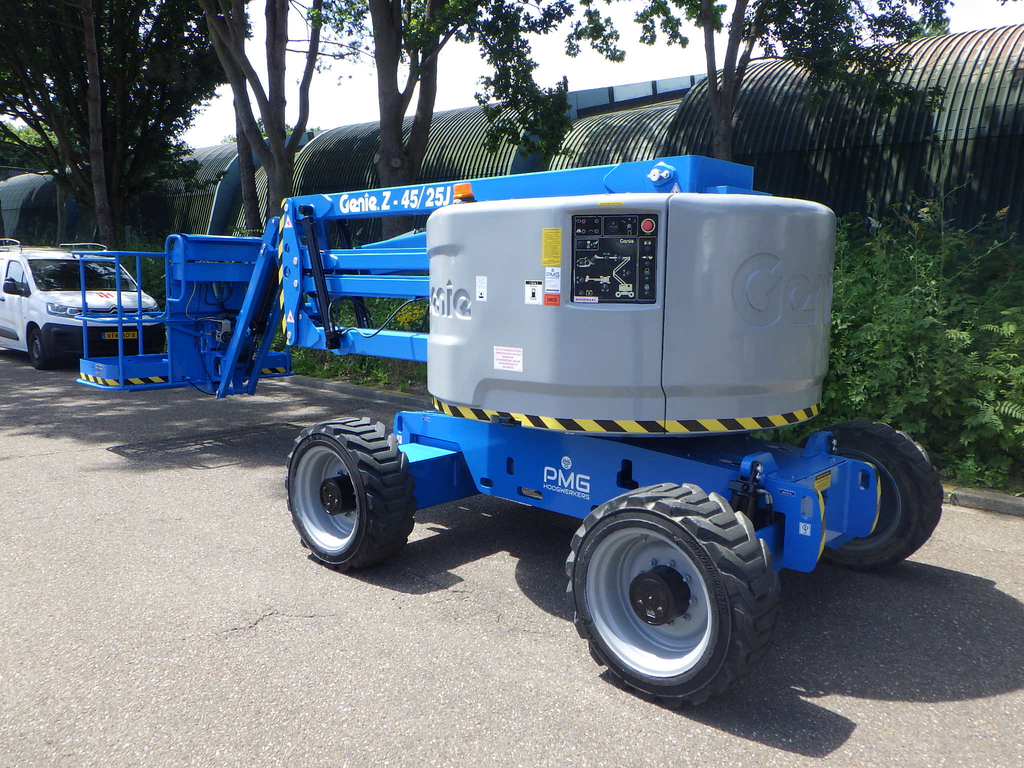 Genie Z-45/25J RT | 5805