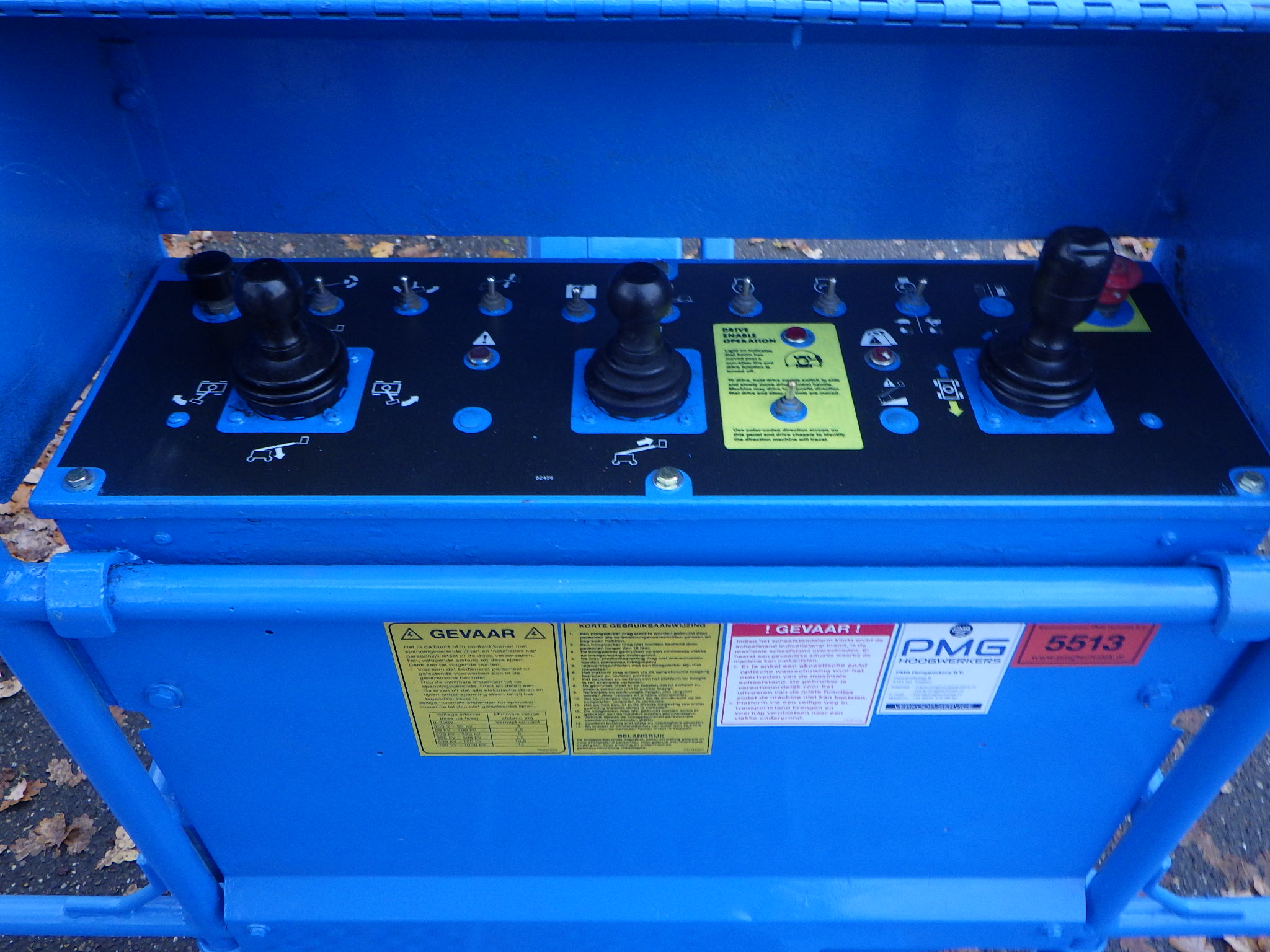 Genie S-65