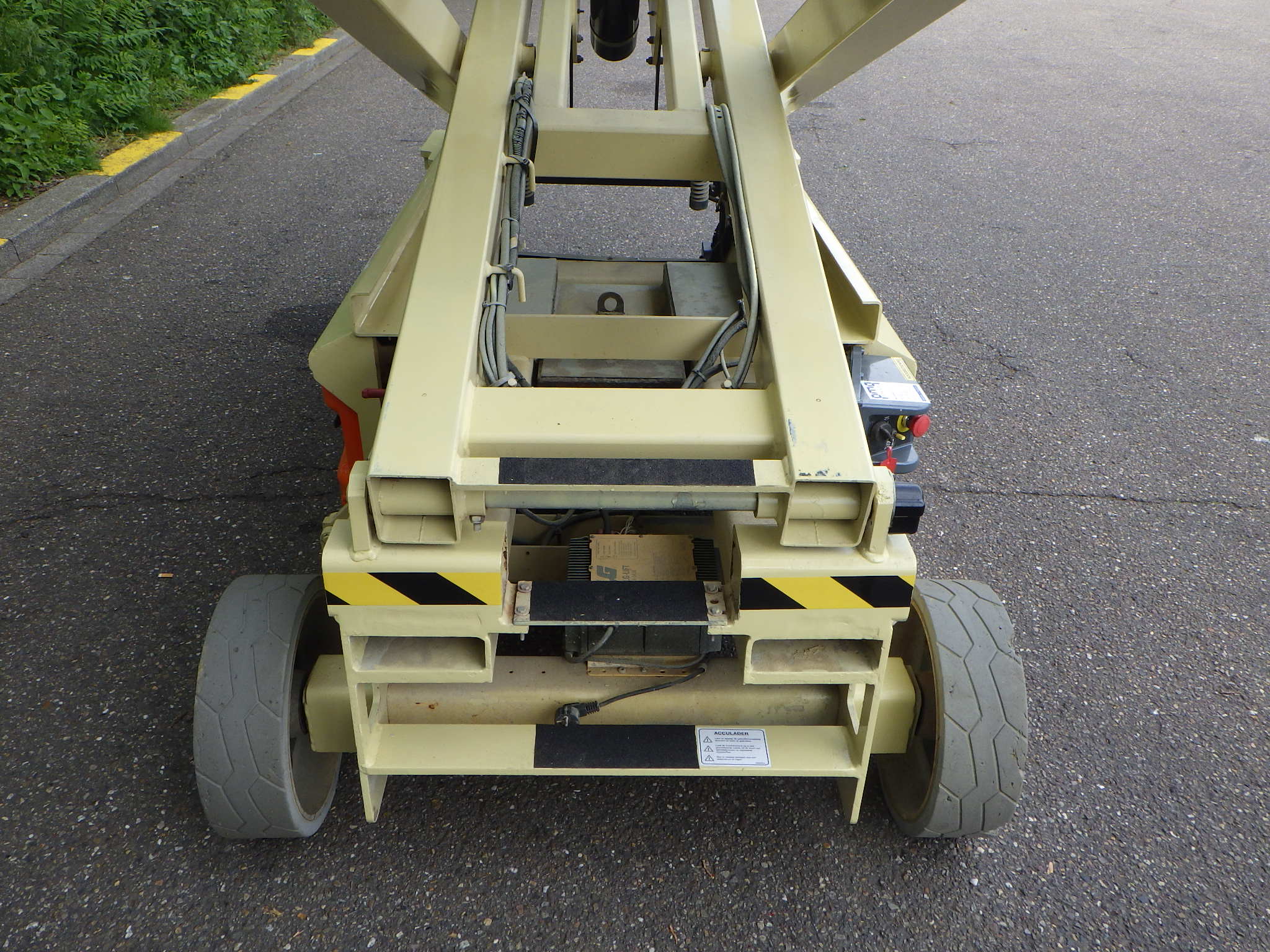 JLG 3246ES 
