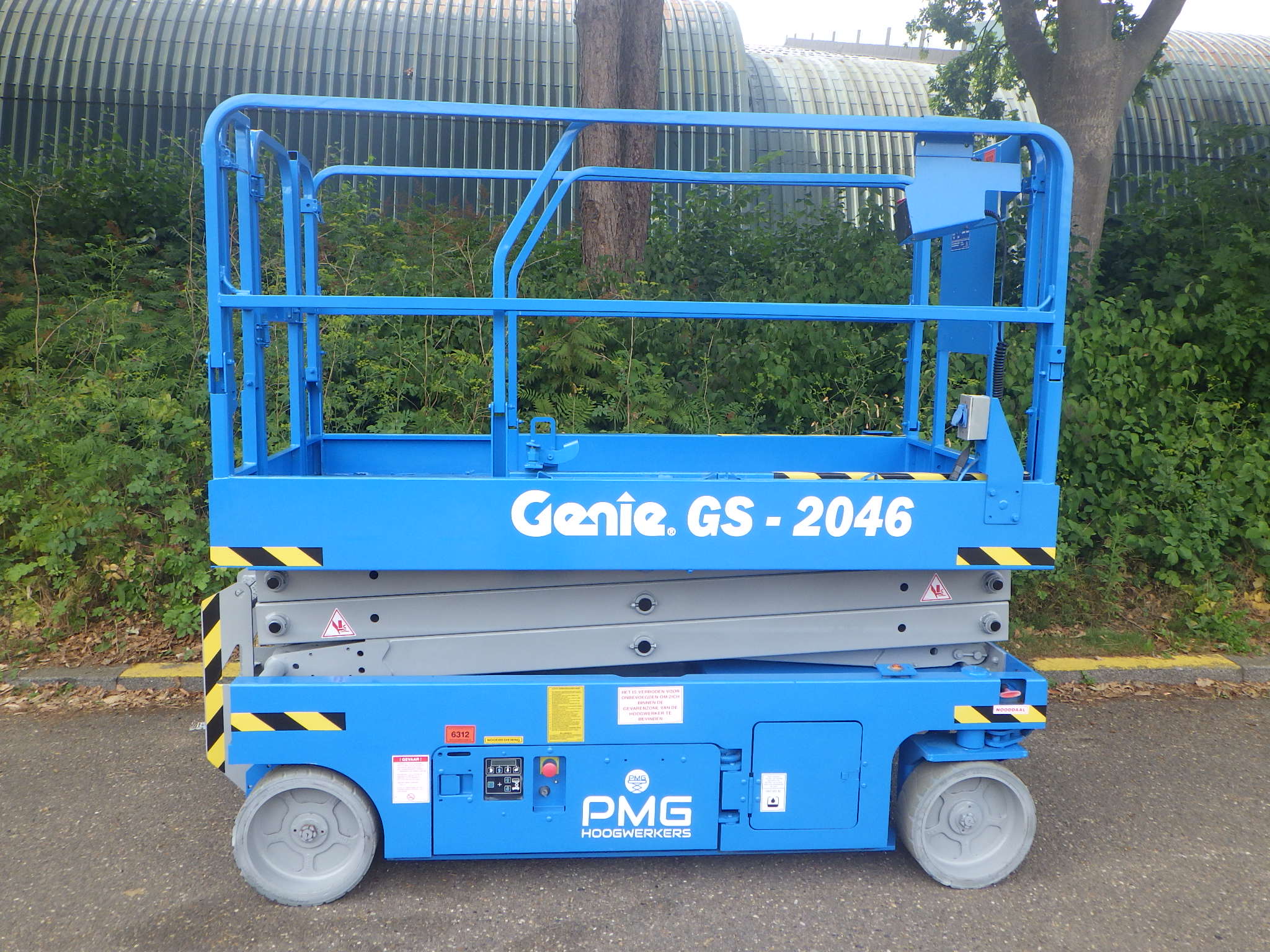 Genie GS-2046