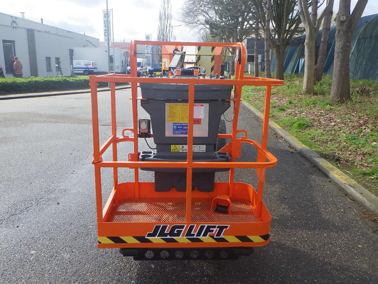 JLG E300AJ