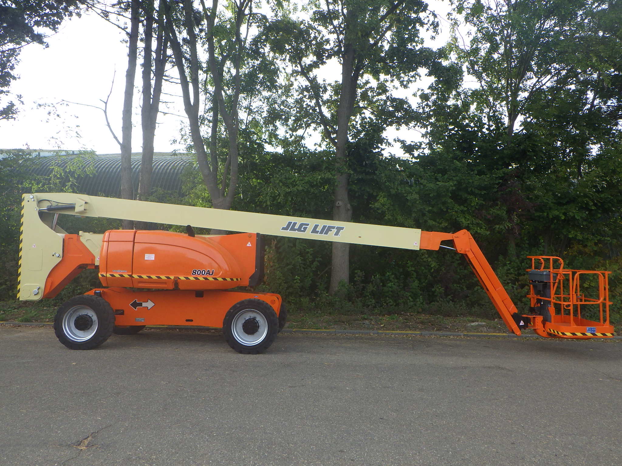 JLG 800AJ