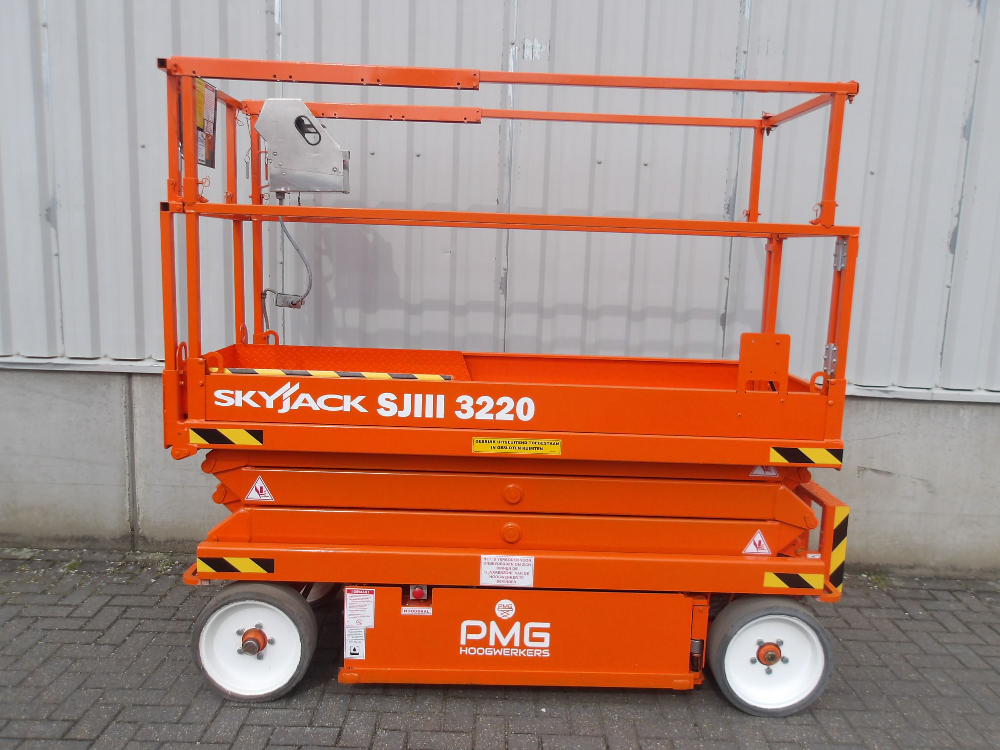Skyjack SJ3220
