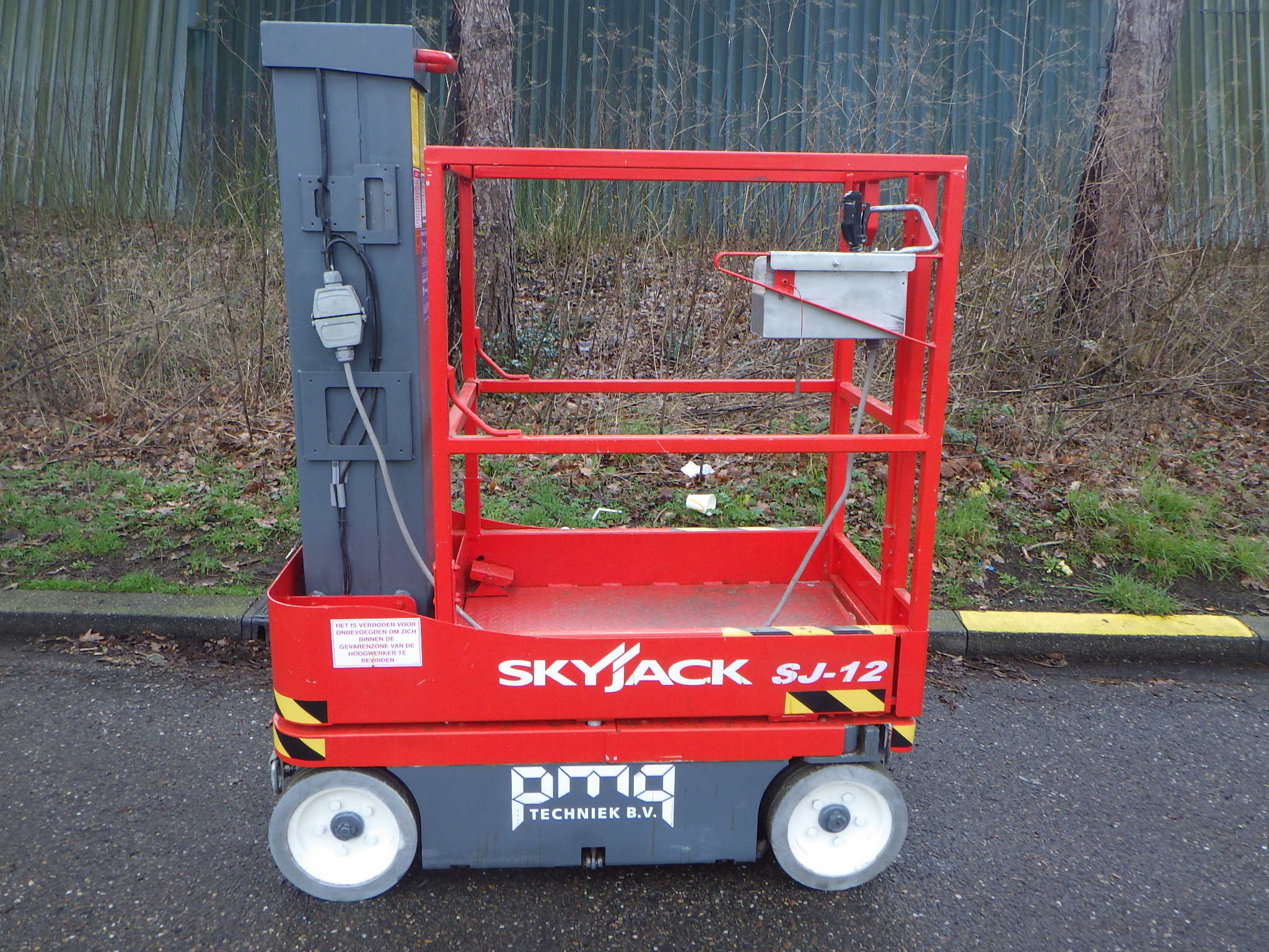 Skyjack SJ12 