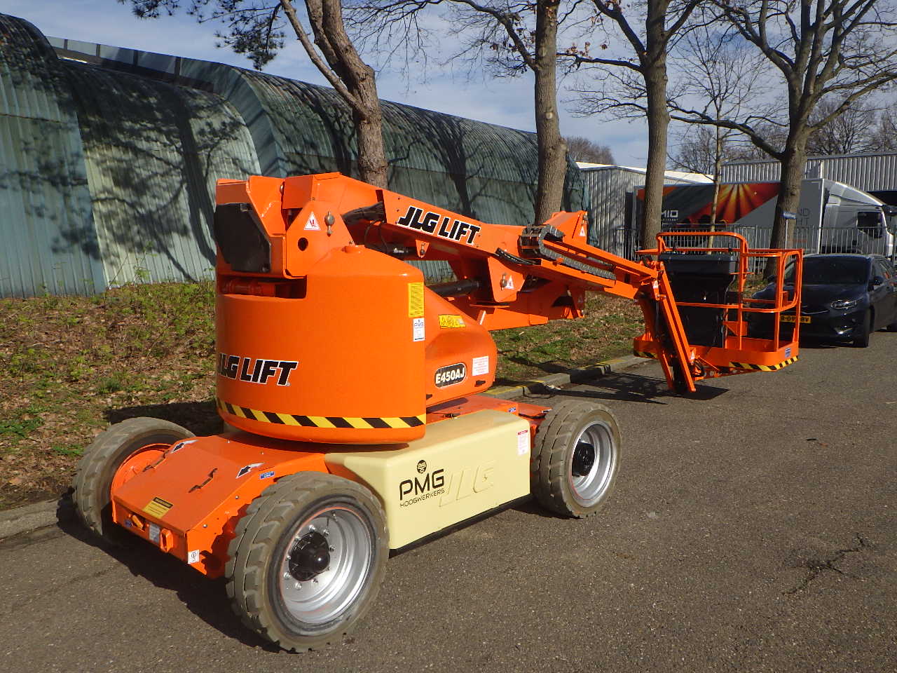 JLG E450AJ