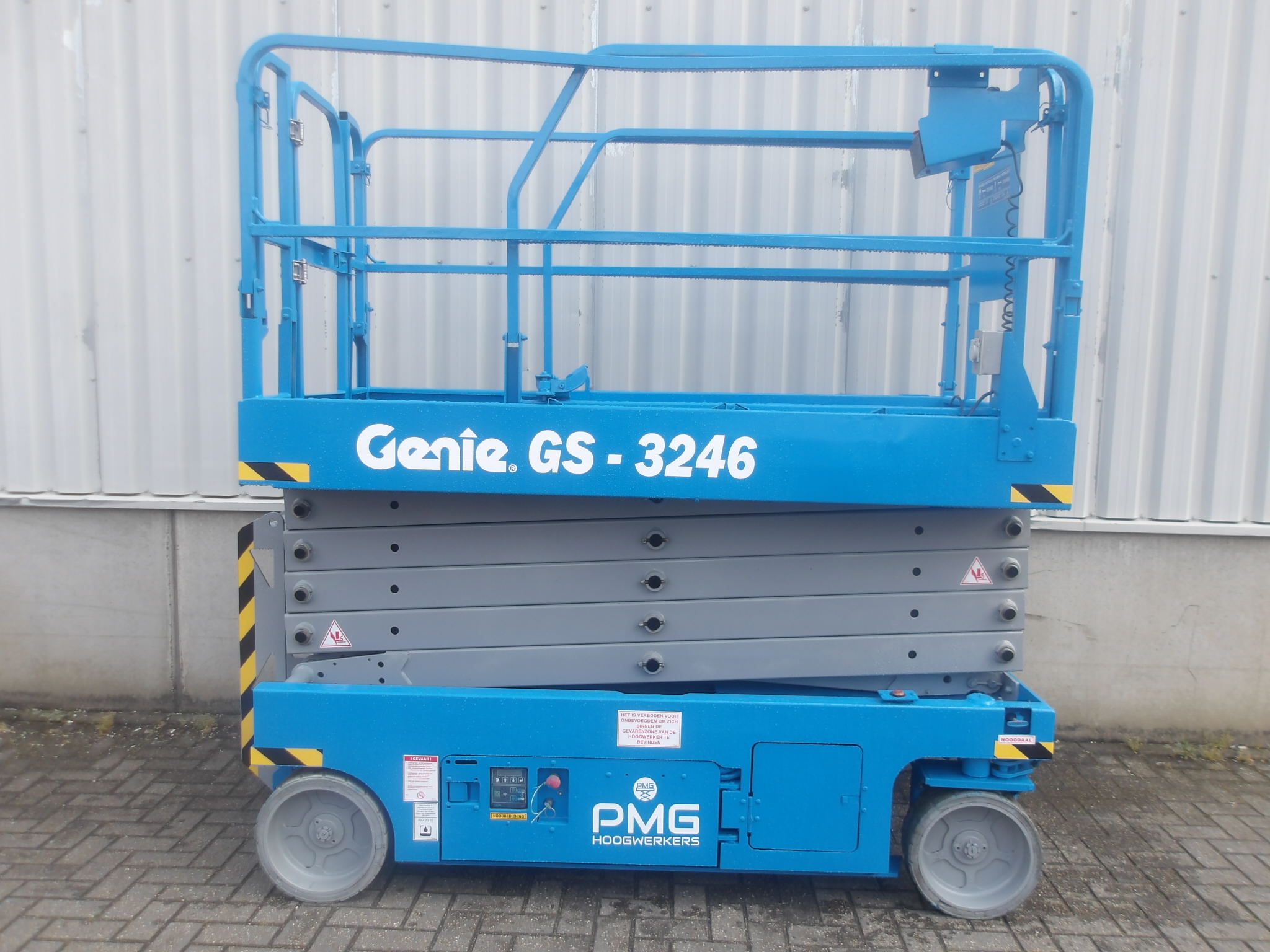 Genie GS-3246