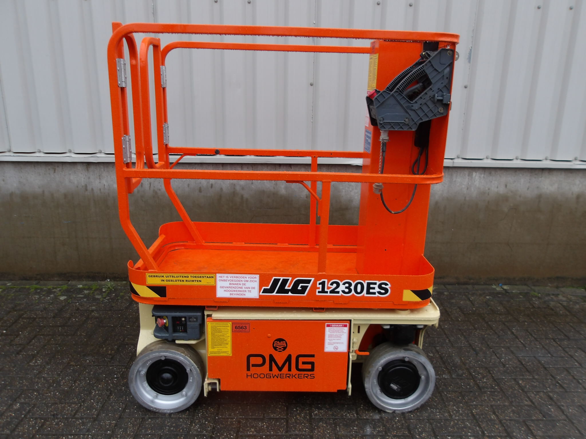 JLG 1230ES