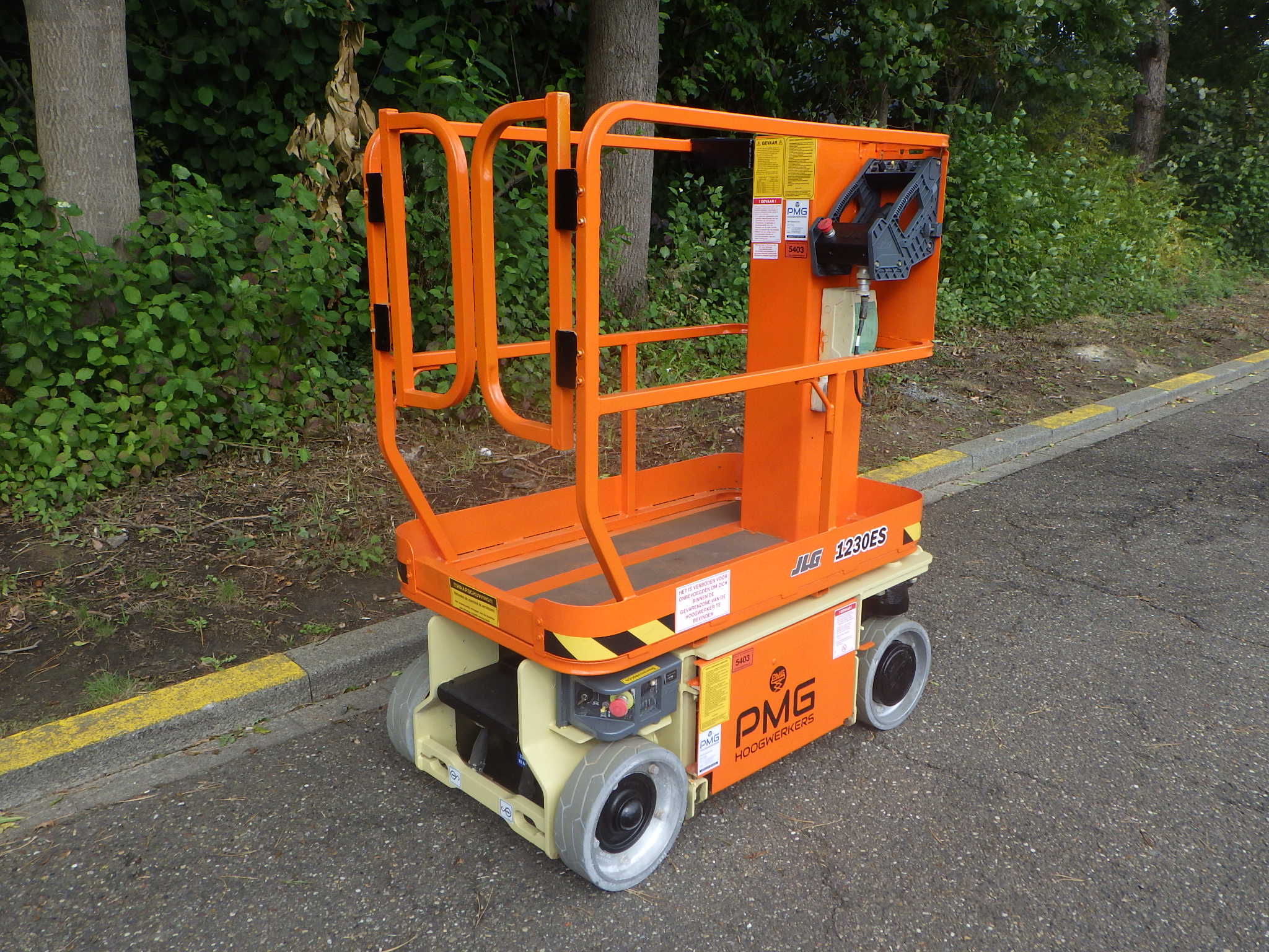 JLG 1230ES