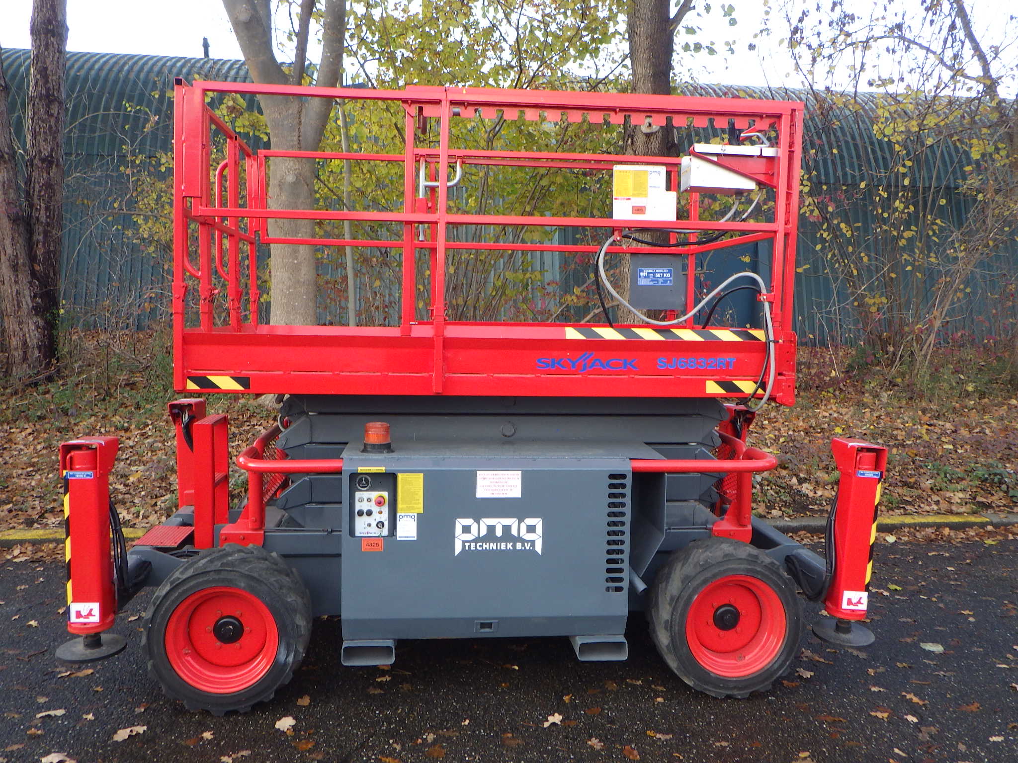 Skyjack SJ6832RT