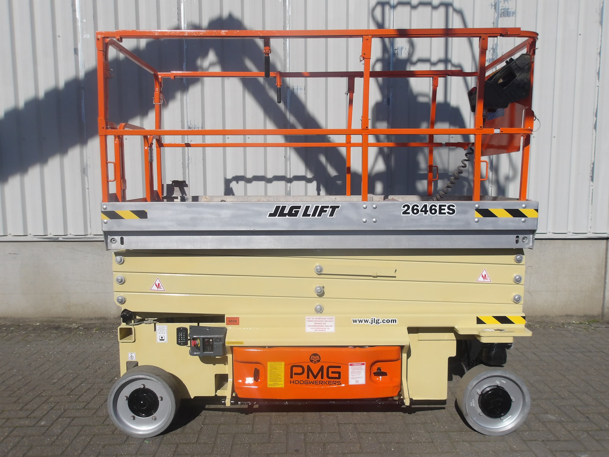 JLG 2646ES 