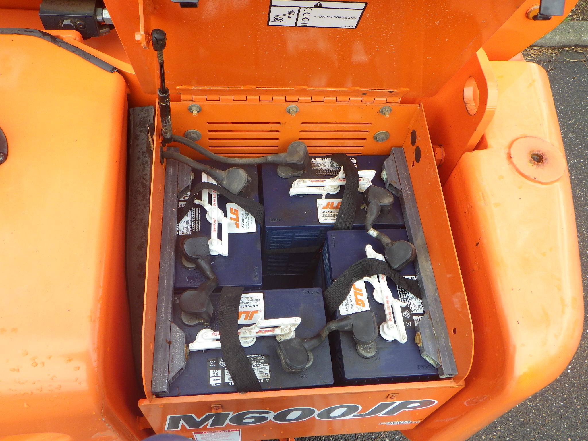 JLG M600JP