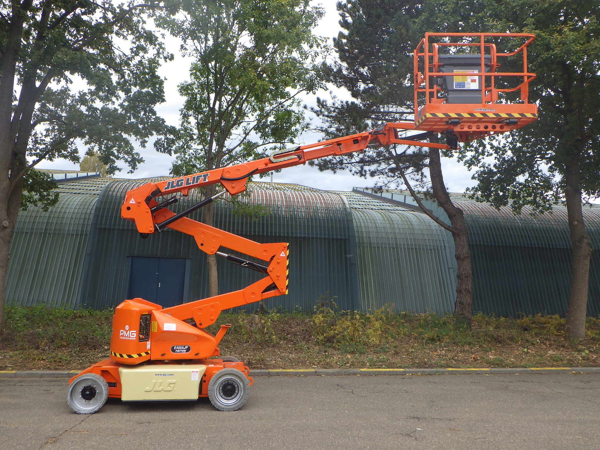 JLG E400AJPN