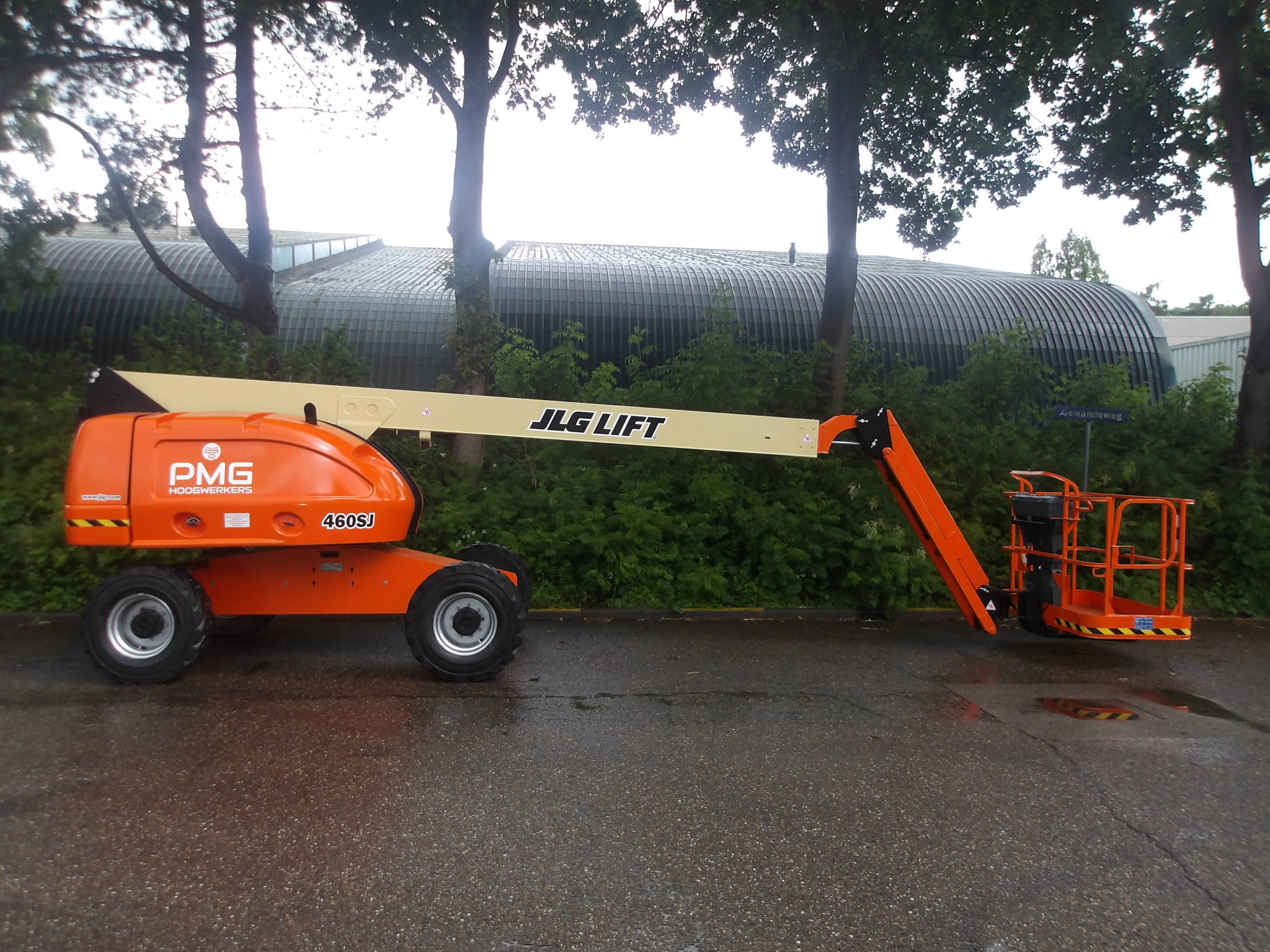 JLG 460SJ