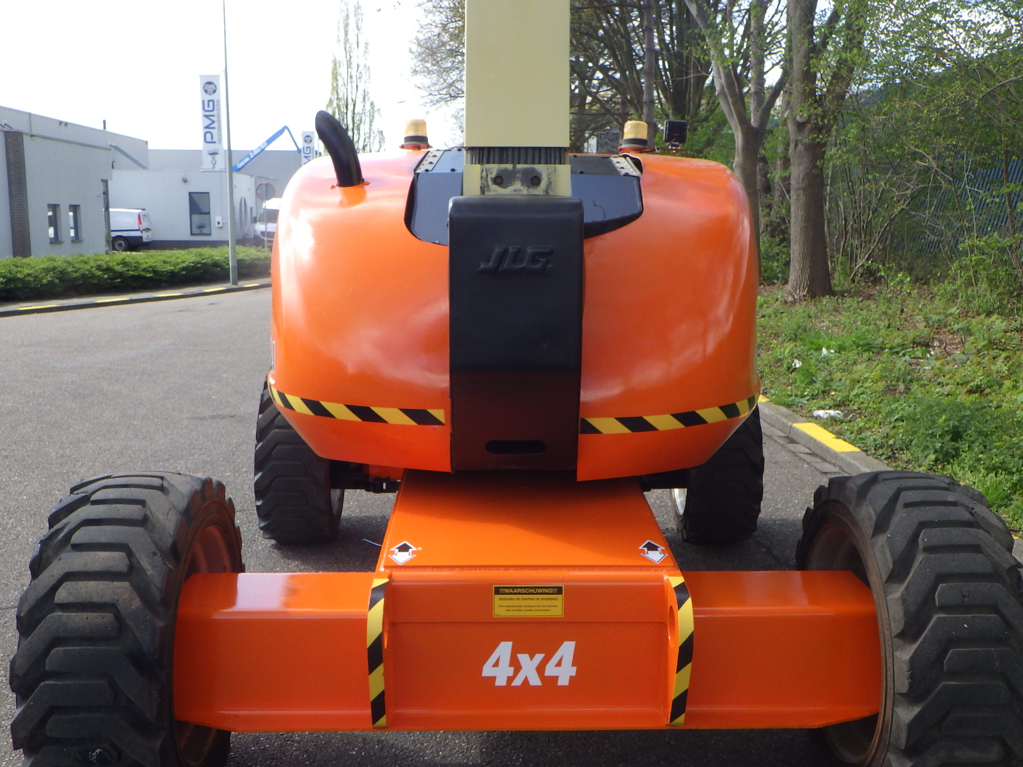 JLG 600AJ