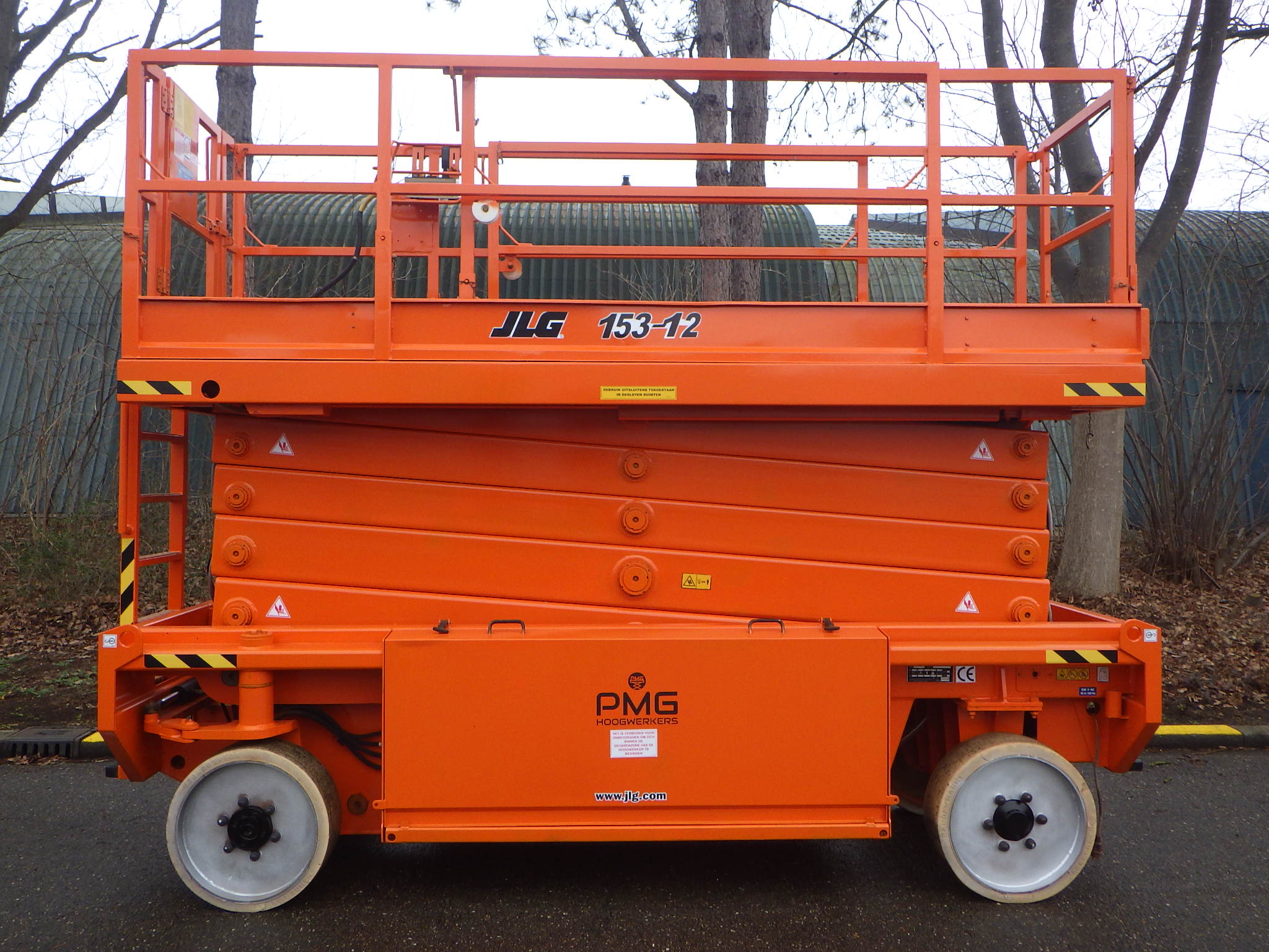 JLG 153-12