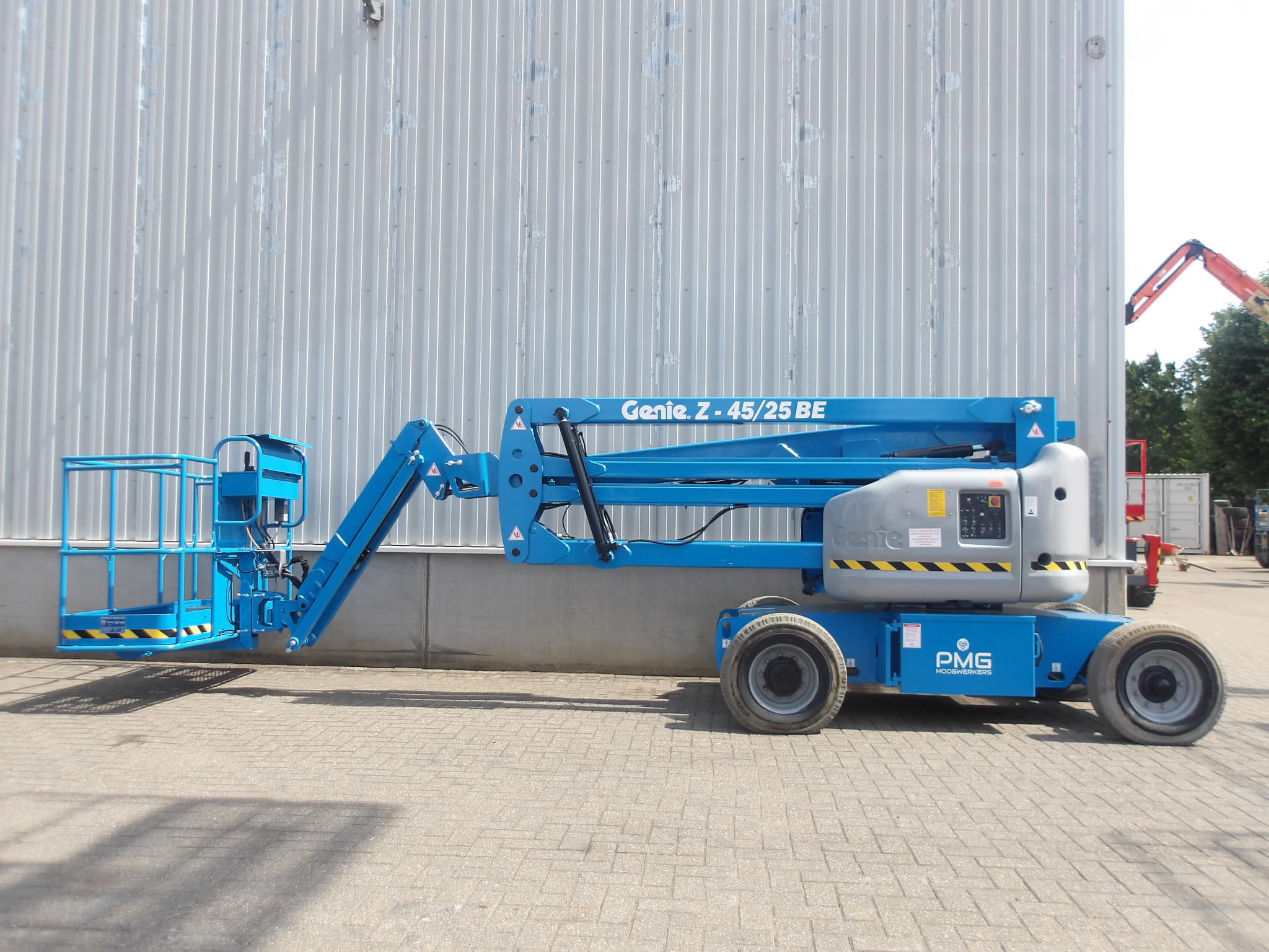 Genie Z-45/25J BI
