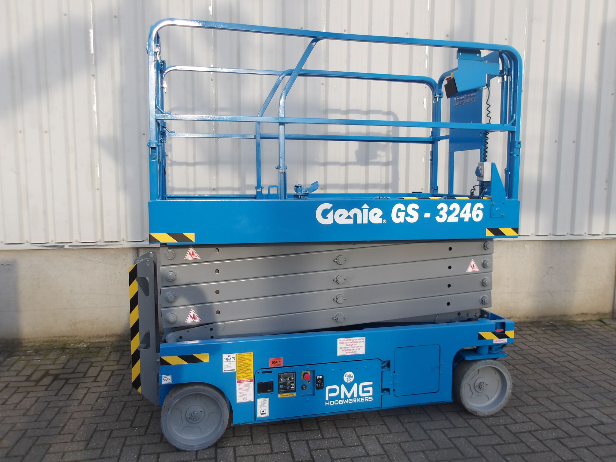 Genie GS-3246