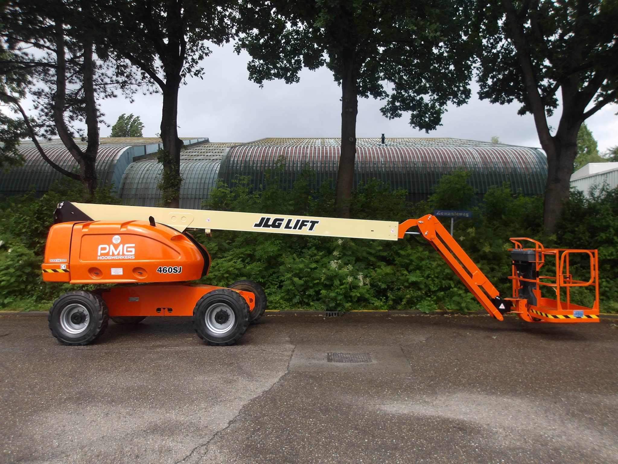 JLG 460SJ