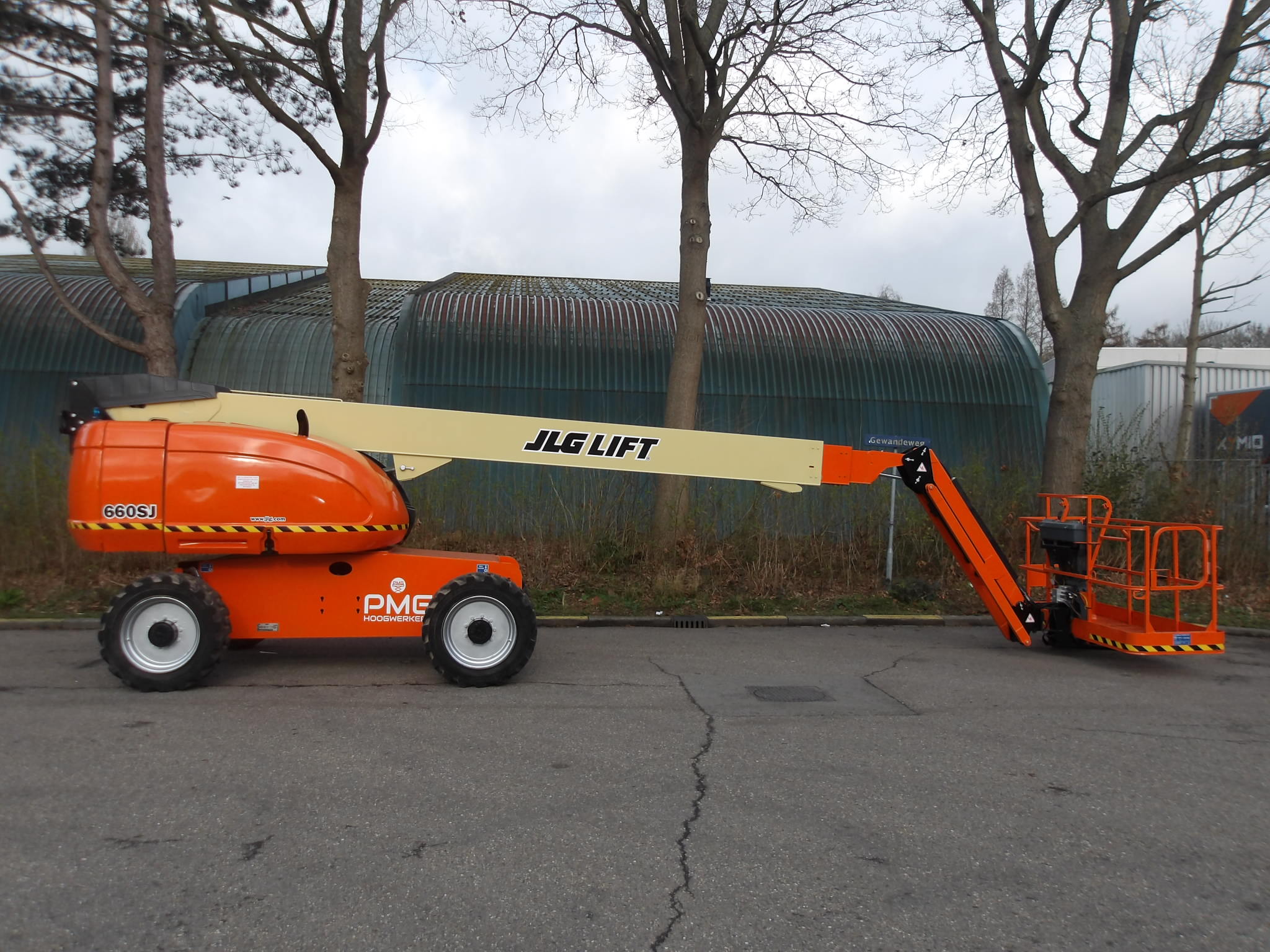 JLG 660SJ