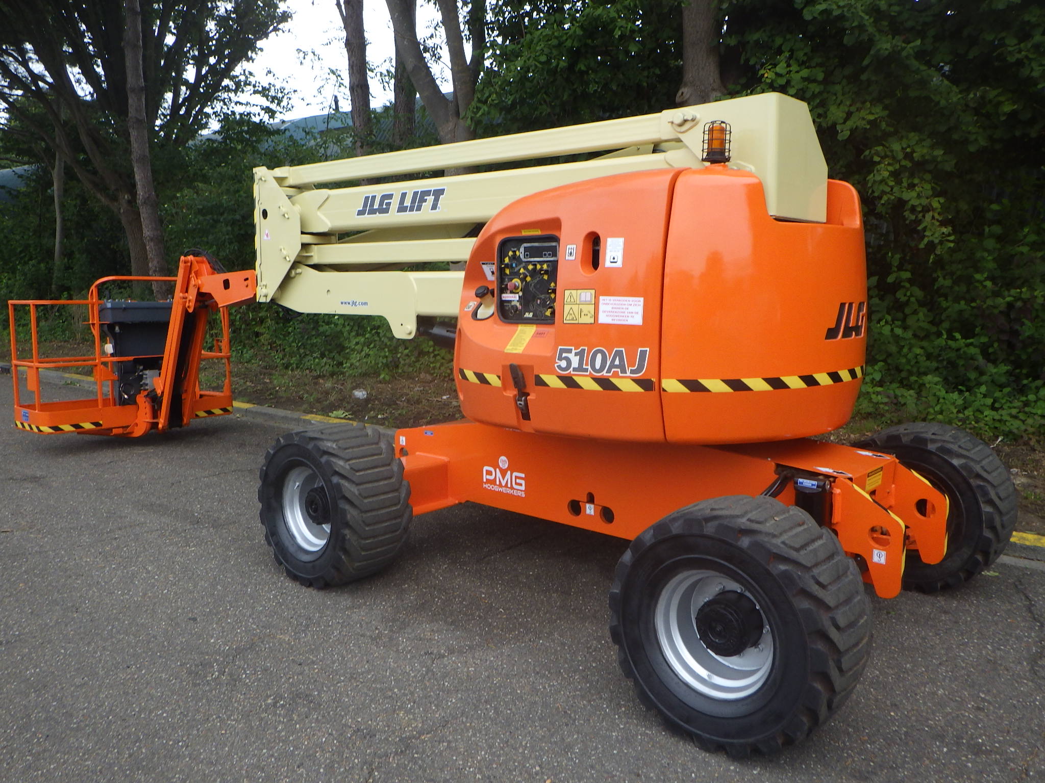 JLG 510AJ