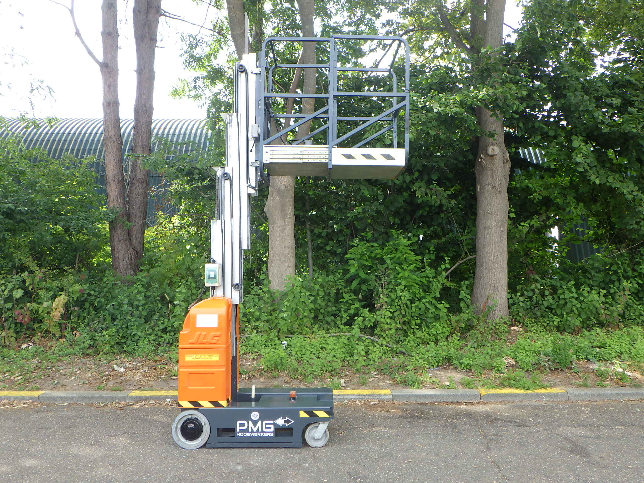 JLG 20MVL