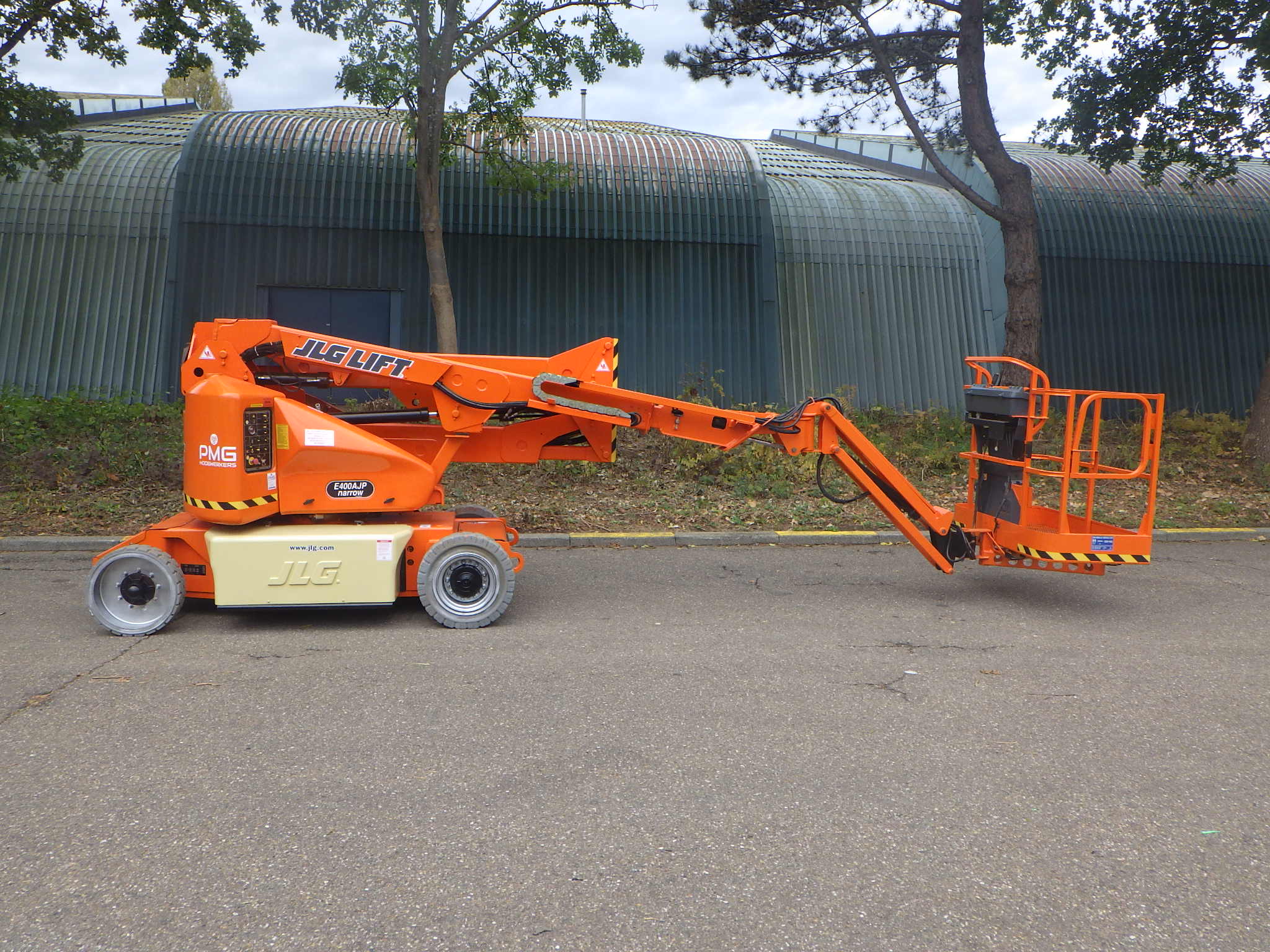 JLG E400AJPN