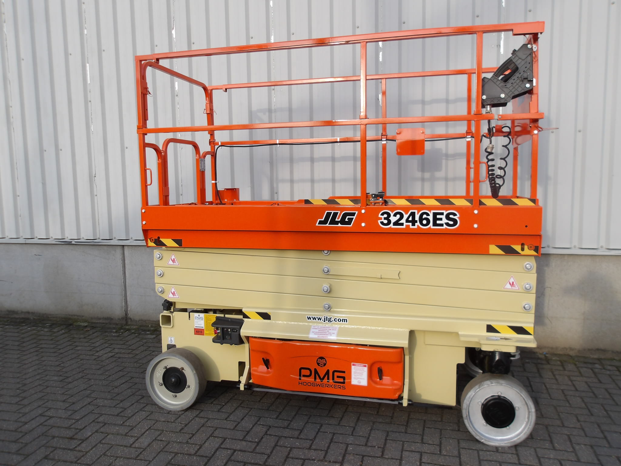 JLG 3246ES 