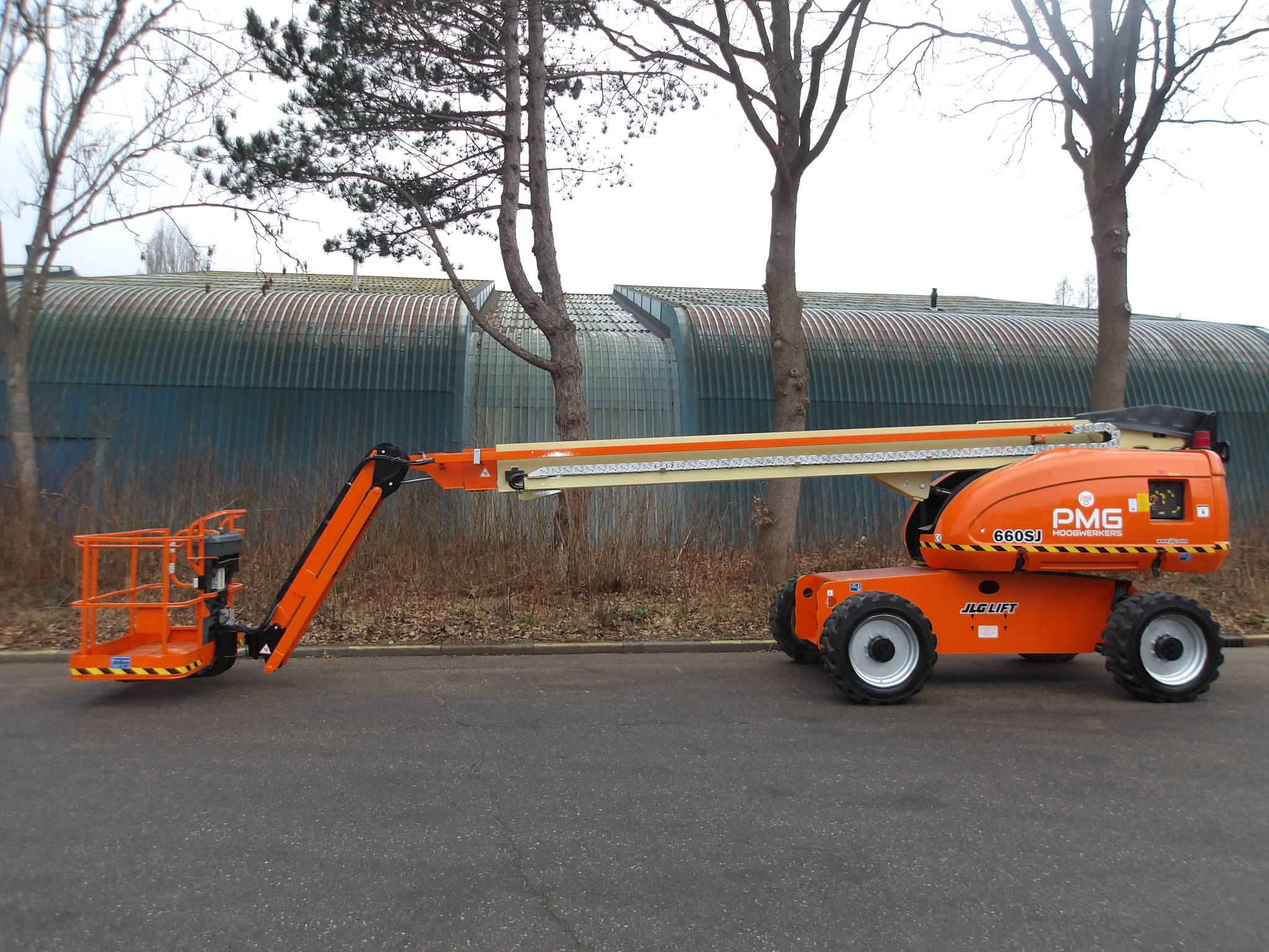 JLG 660SJ