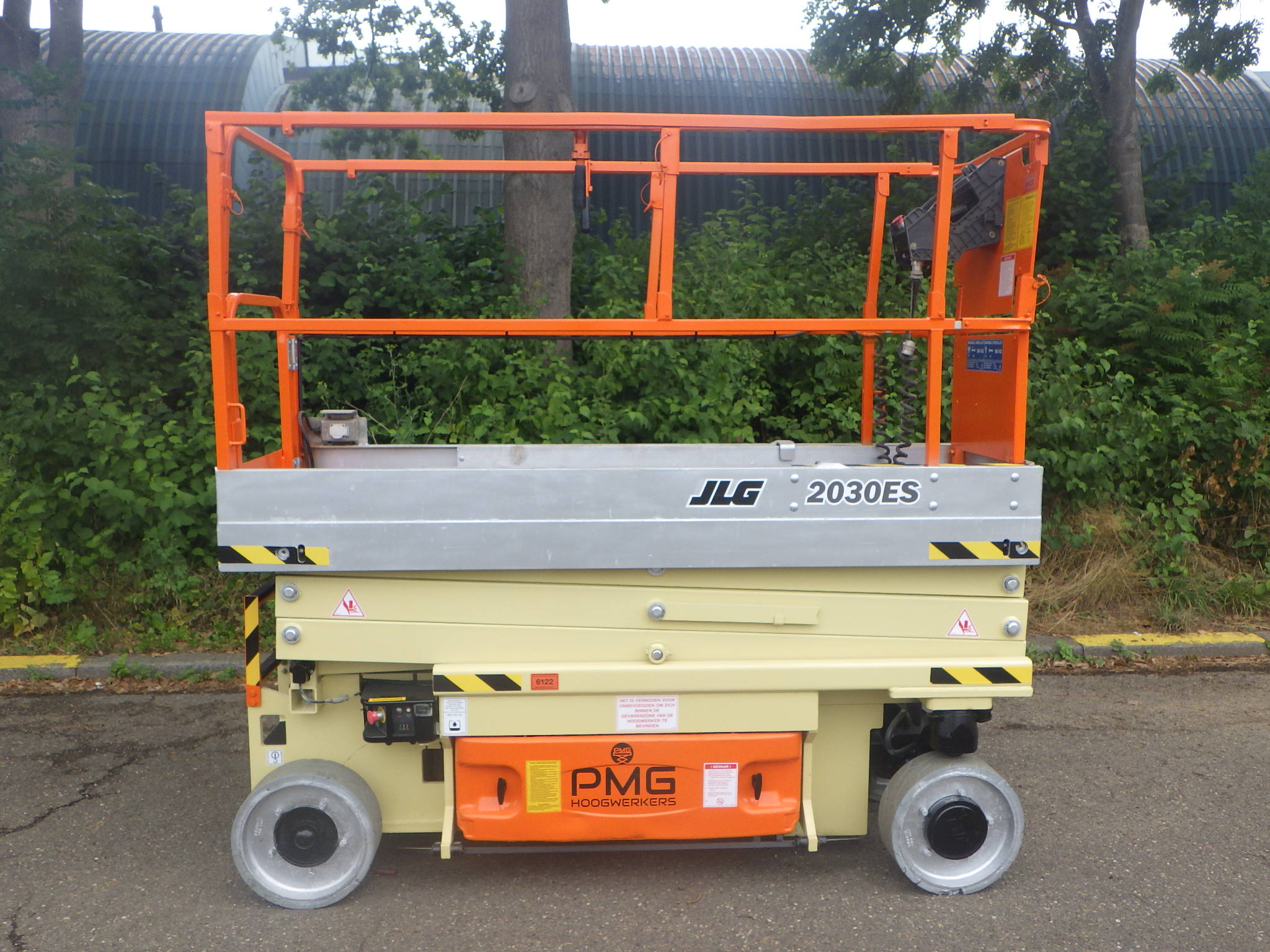 JLG 2030ES