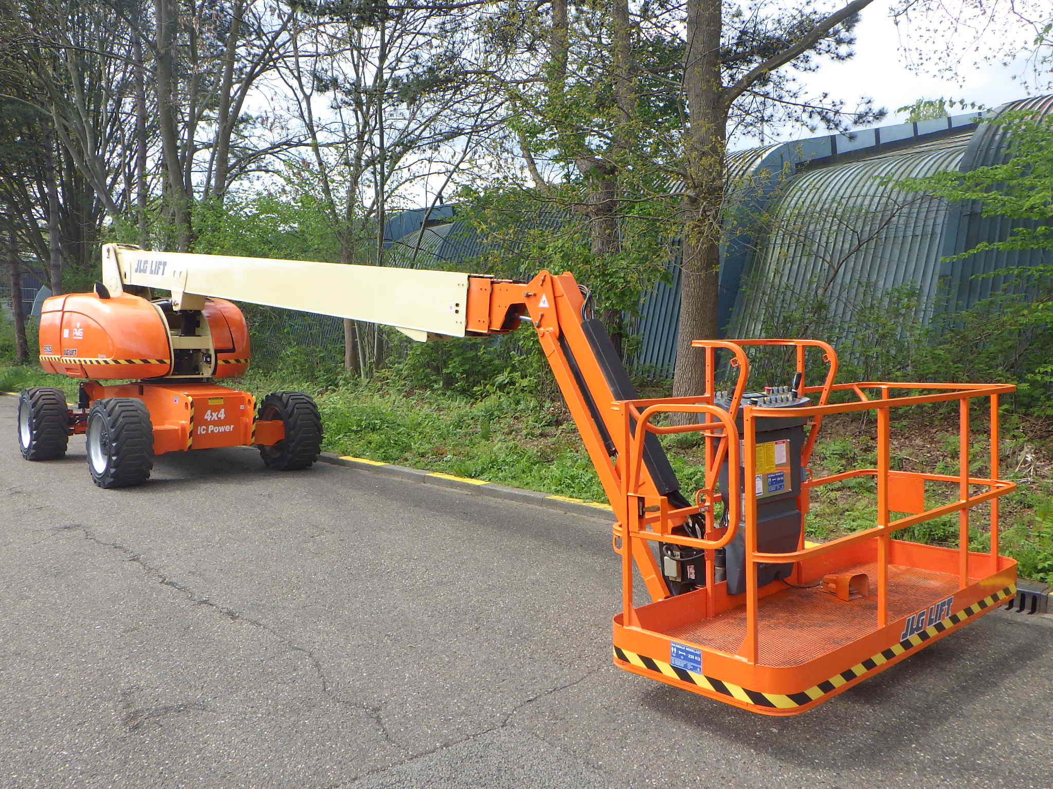 JLG 860SJ