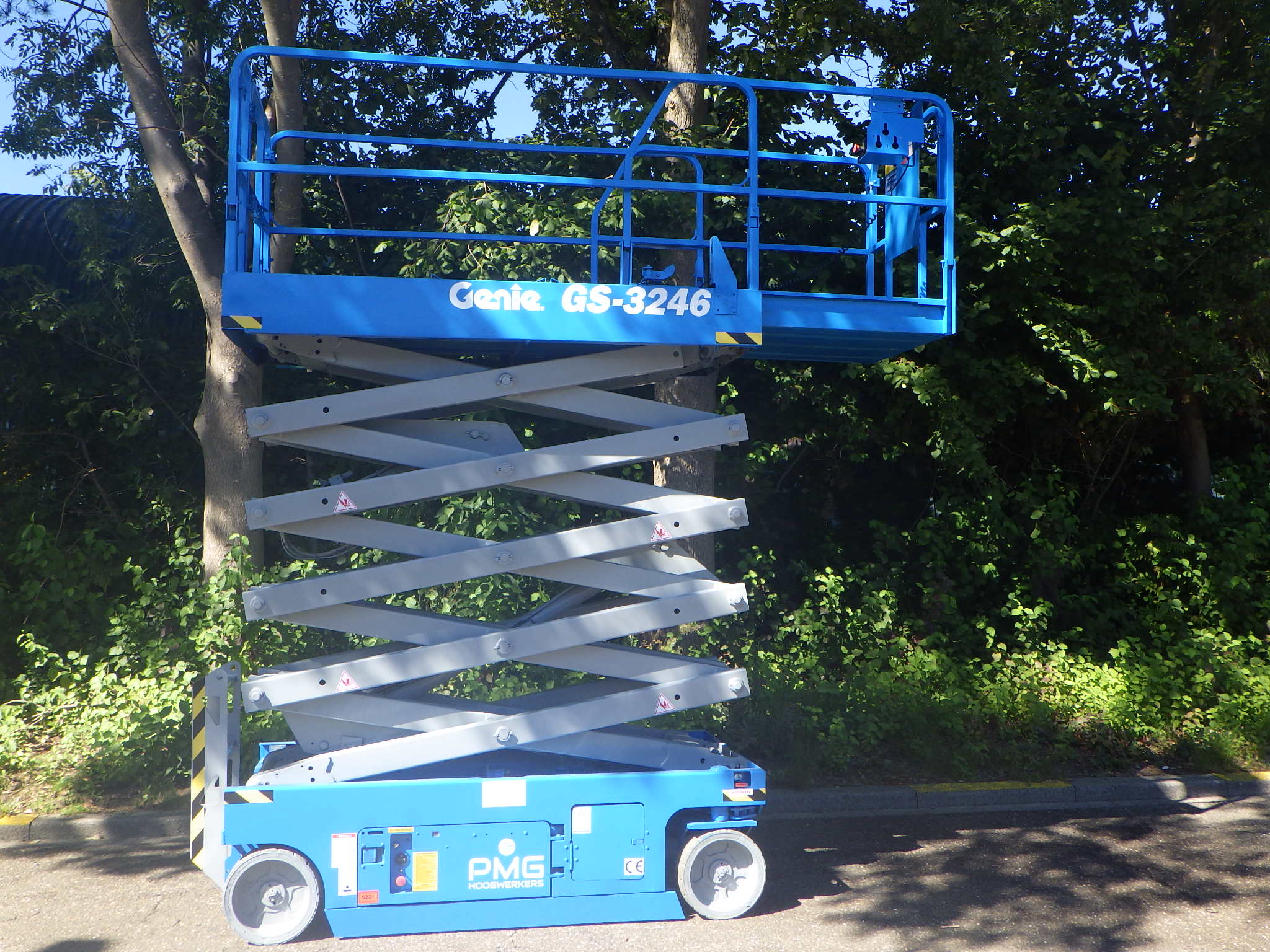Genie GS-3246