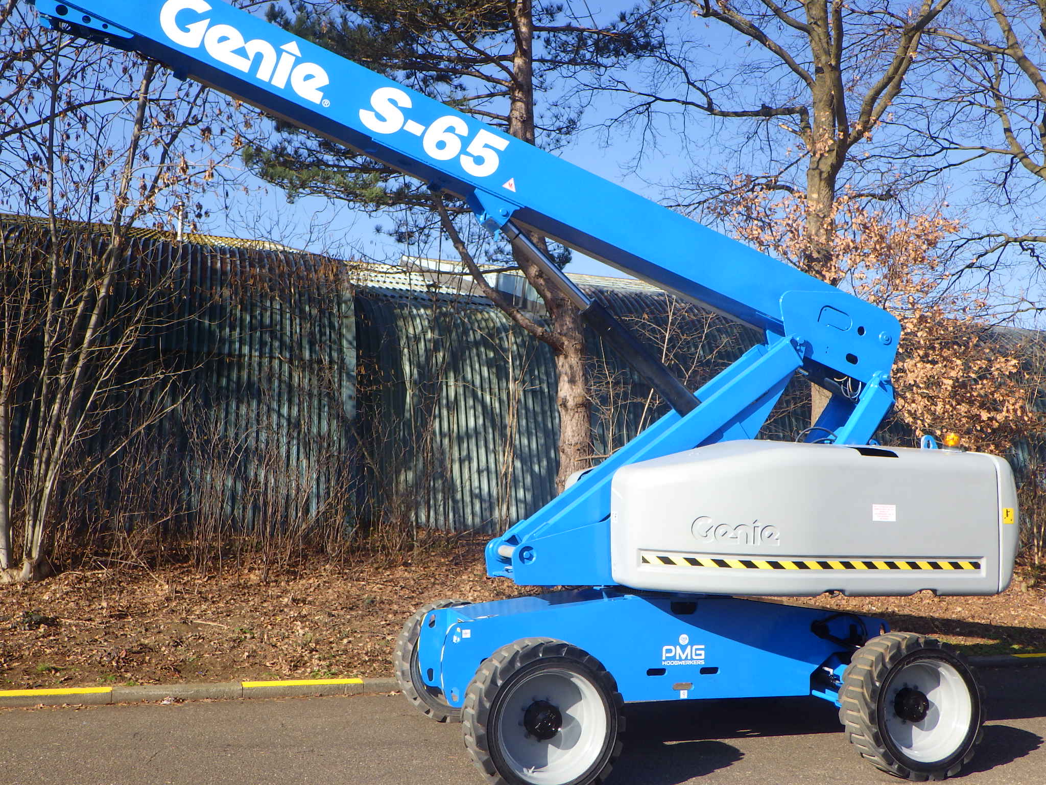 Genie S-65
