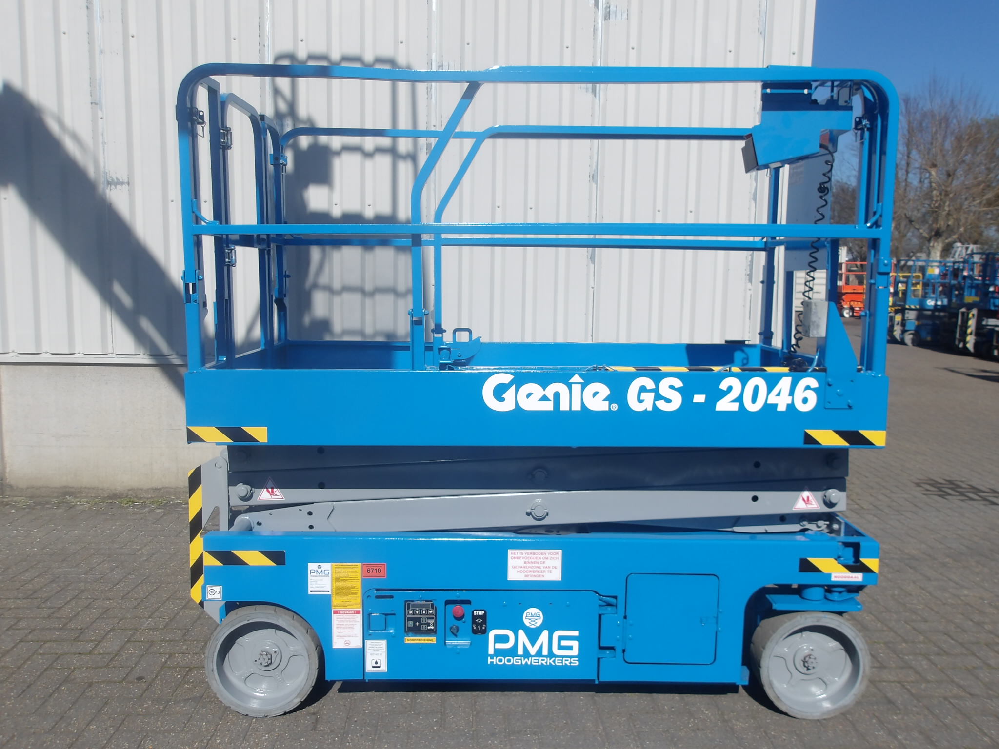 Genie GS-2046