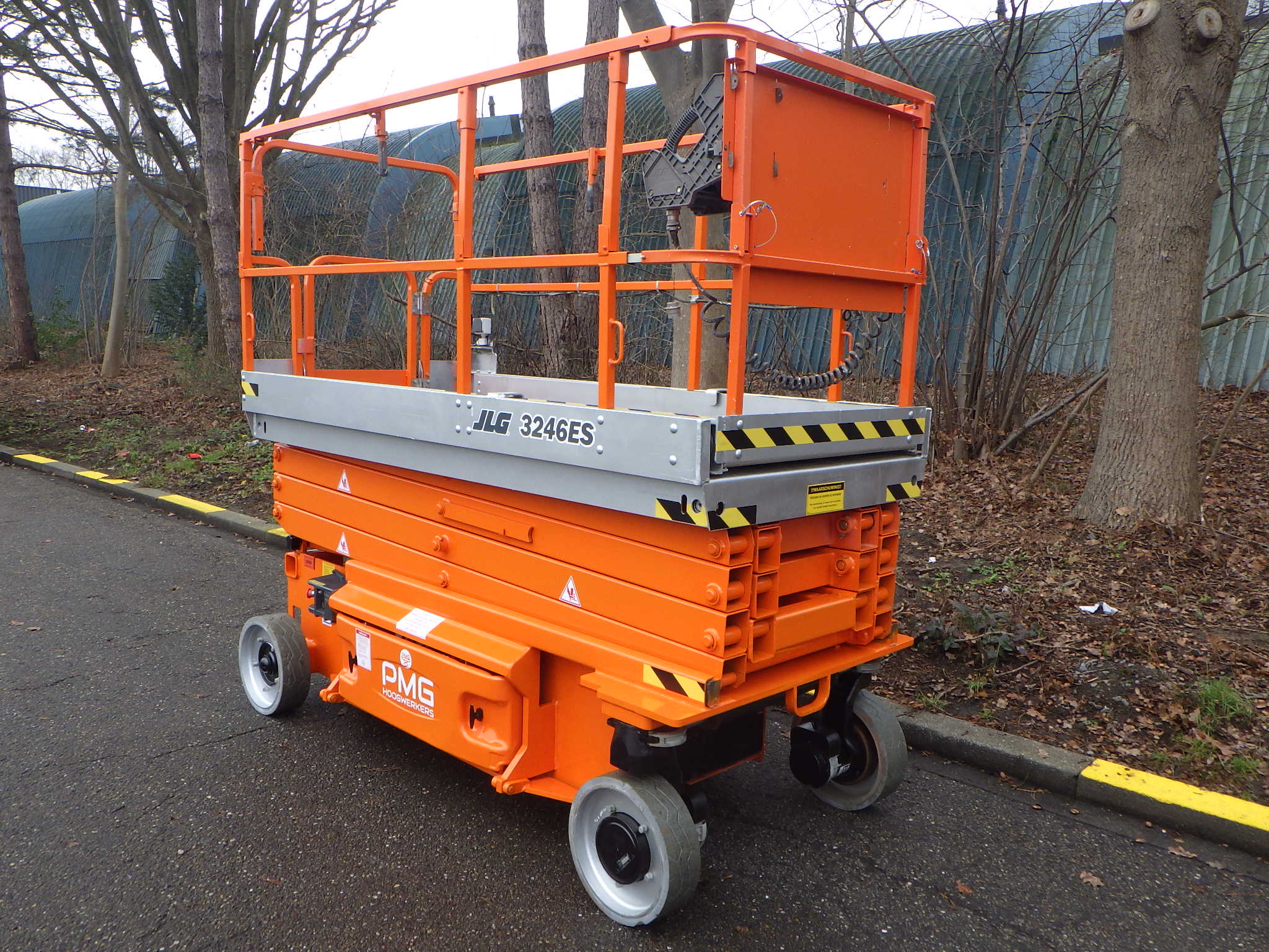 JLG 3246ES 