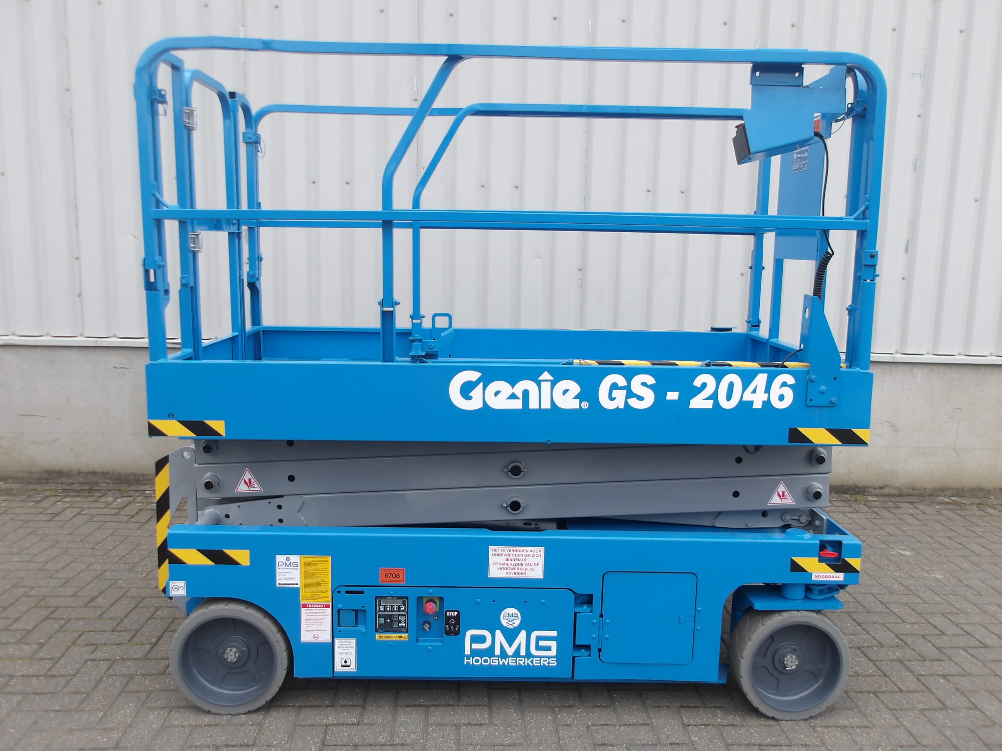 Genie GS-2046