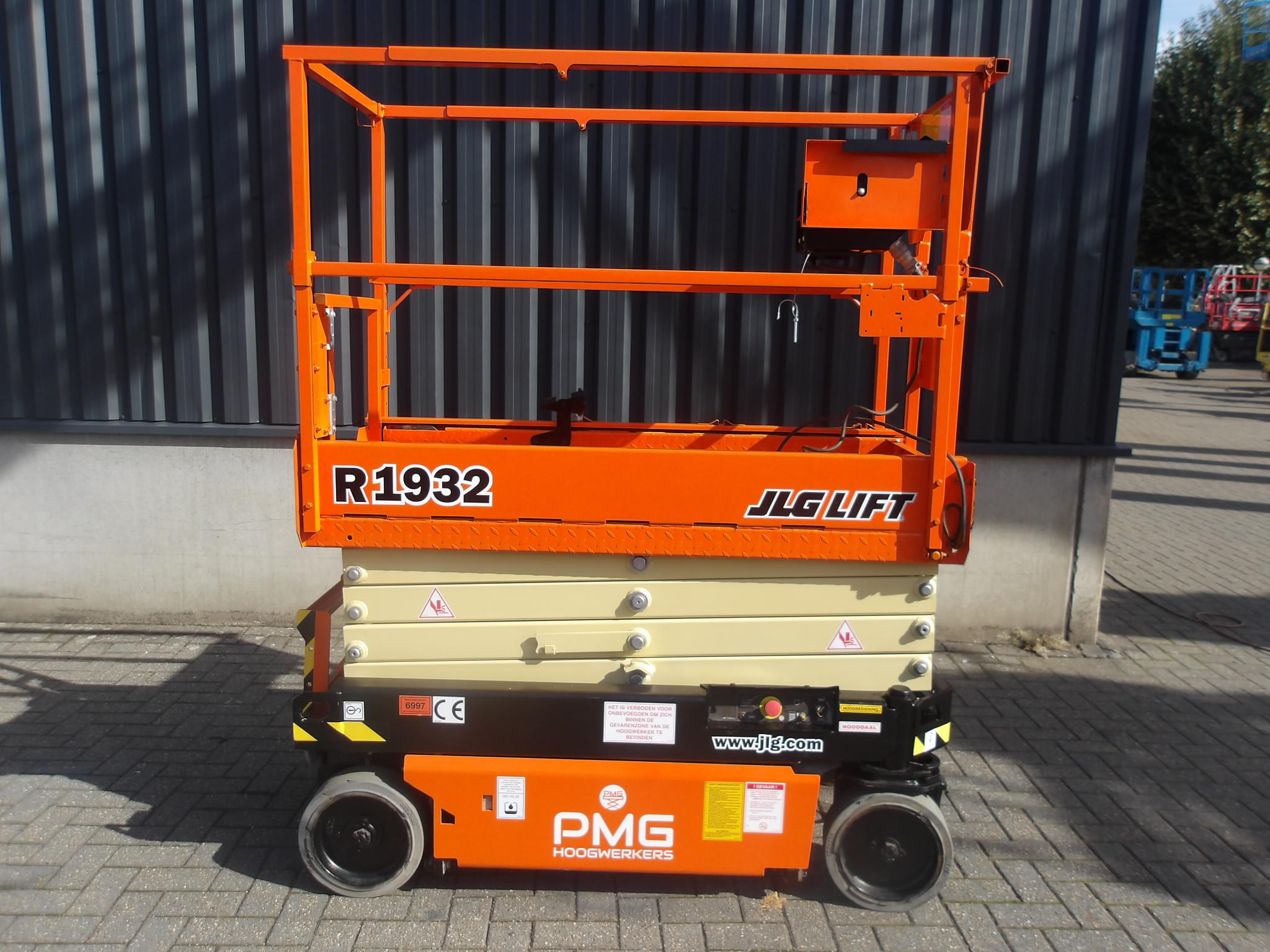 JLG 1932R