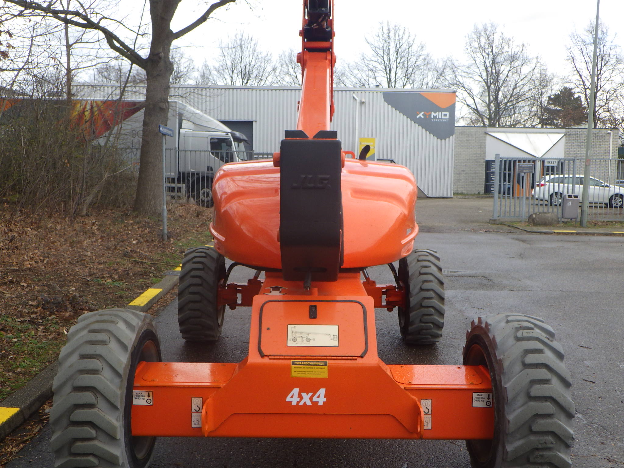 JLG M600JP