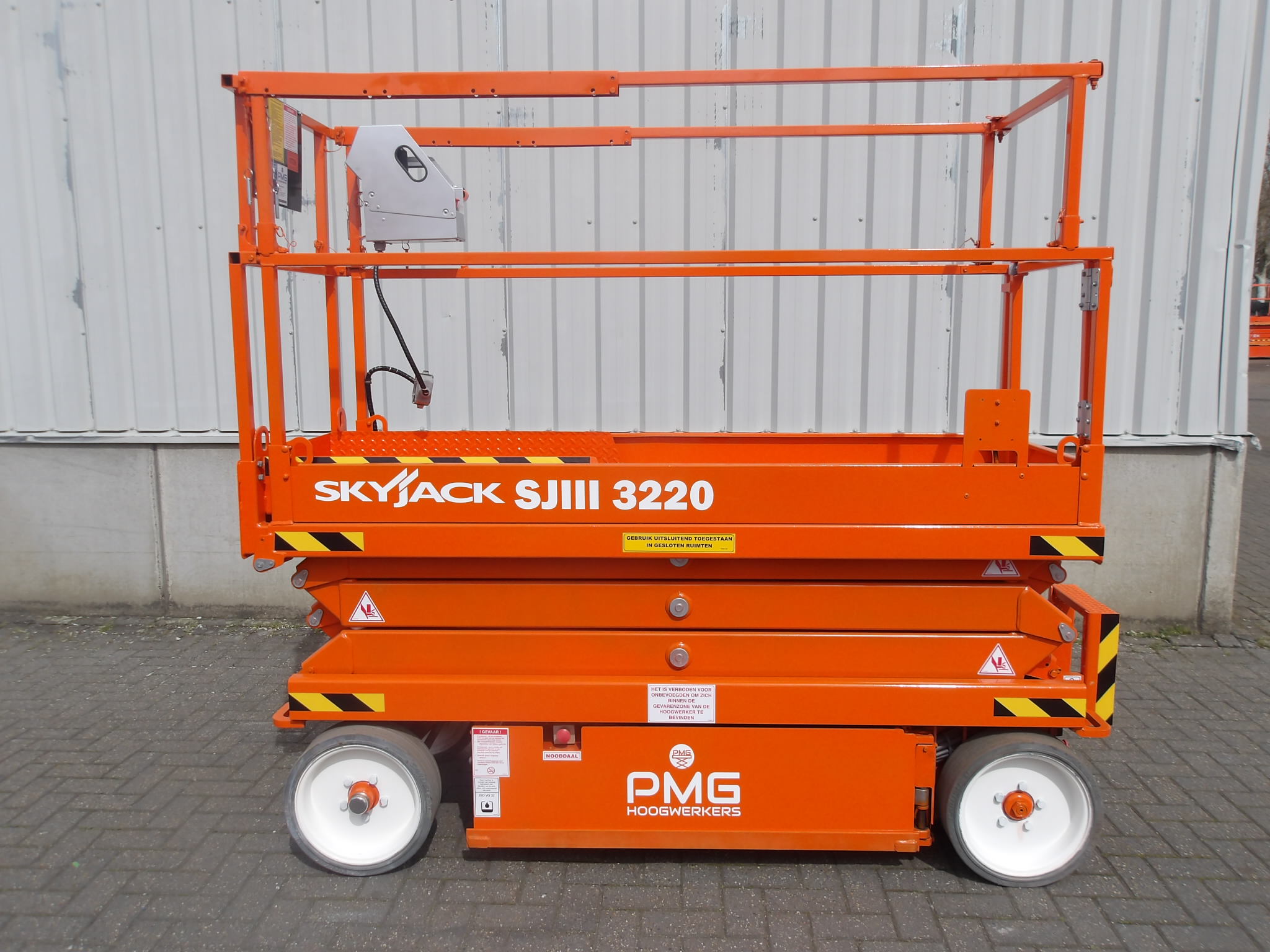 Skyjack SJ3220