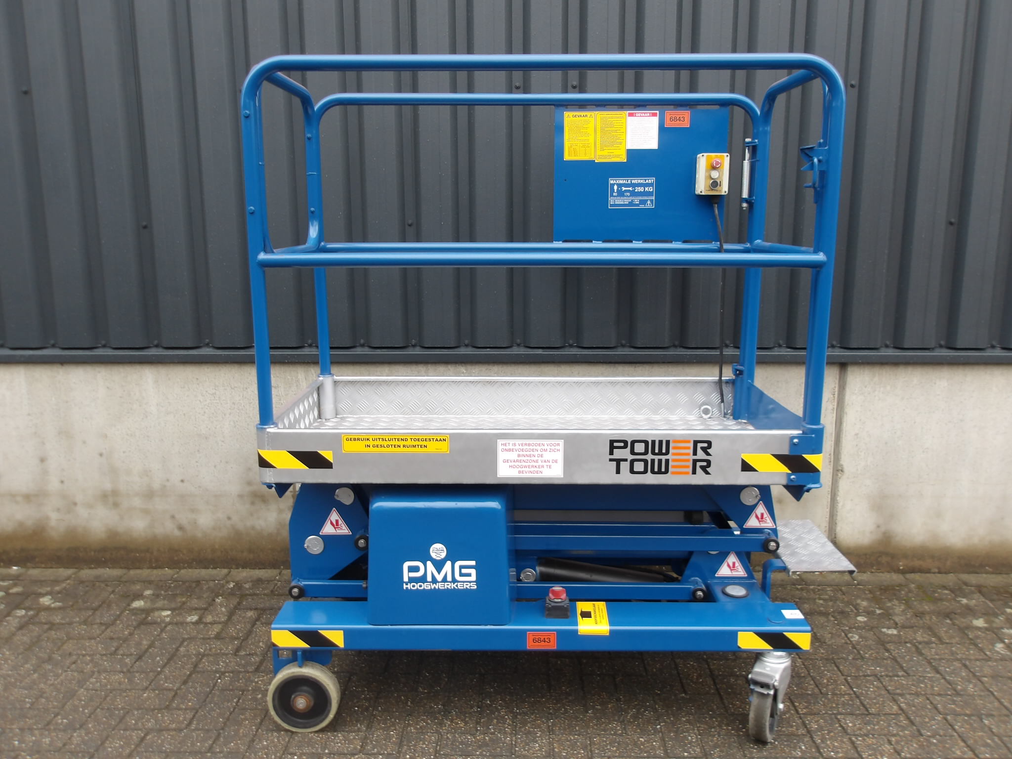 JLG Power Tower 