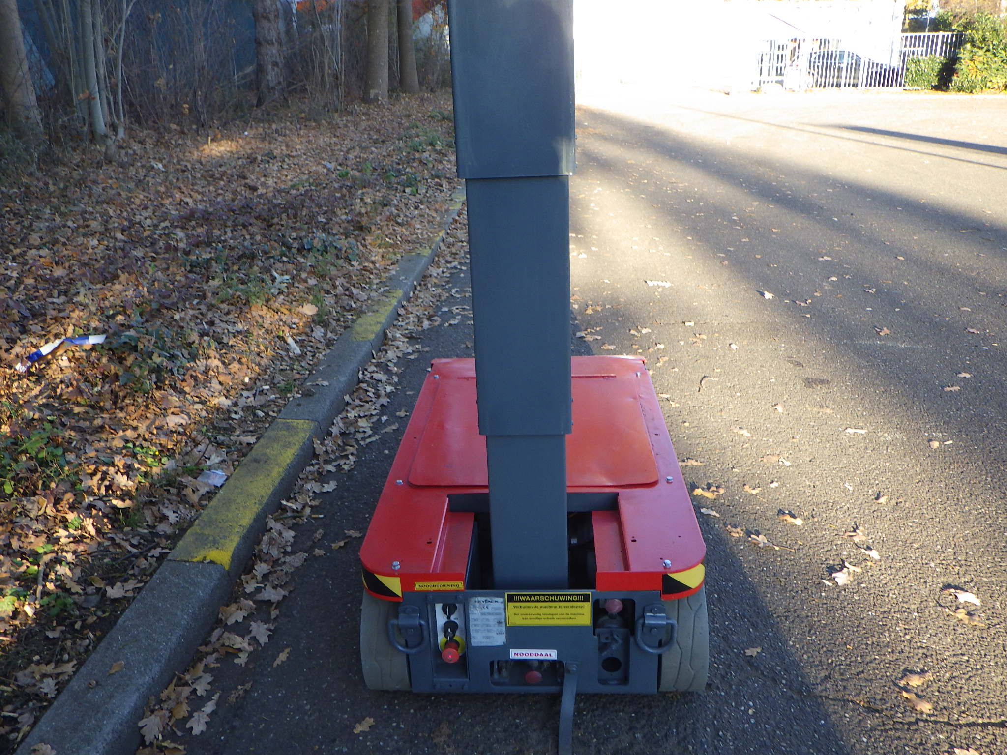 Skyjack SJ16